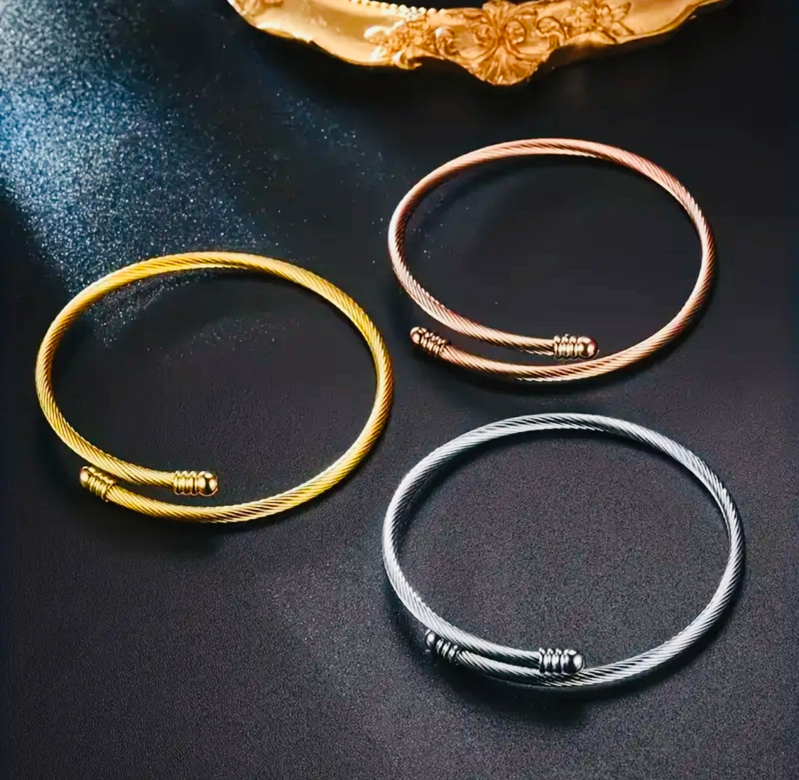 Hermoso Juego de 3 Pulseras- Unitalla- Unisex- Hipoalergenicas Ideal para Regalo 🎁