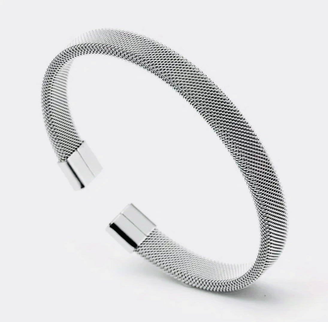 Moderno Brazalete Unitalla- Unisex- Hipoalergenico Ideal para Regalo 🎁