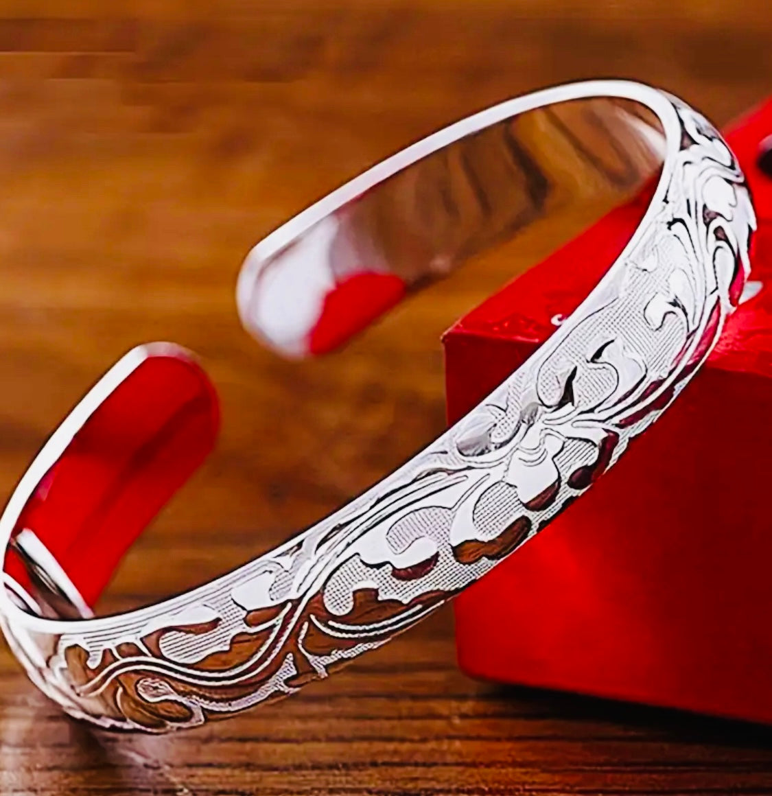 Elegante Brazalete Unitalla- Hipoalergenico Excelente Acabado! Ideal para Regalo 🎁