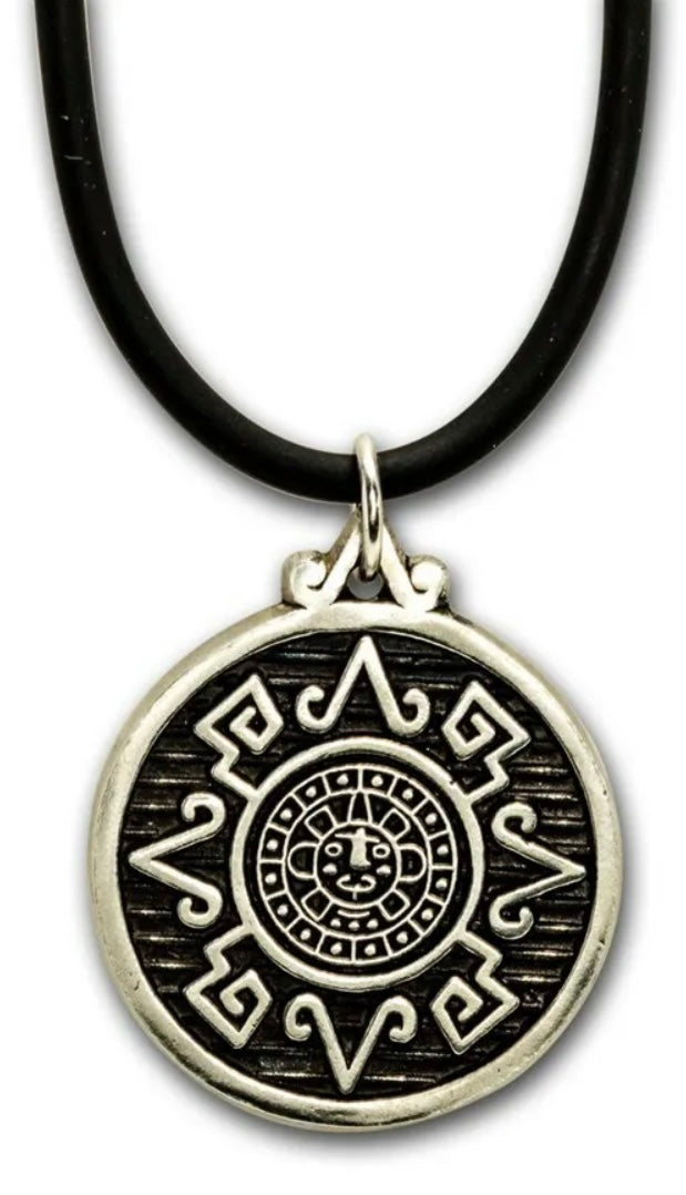 RARA Y HERMOSA MONEDA DE 1 KILO DE PLATA .999 EXCLUSIVO ACABADO “ANTIGÜO” ALTO RELIEVE! 2017. REGALO ESPECIAL 1 HERMOSO COLLAR DE PLATA .999 CALENDARIO!