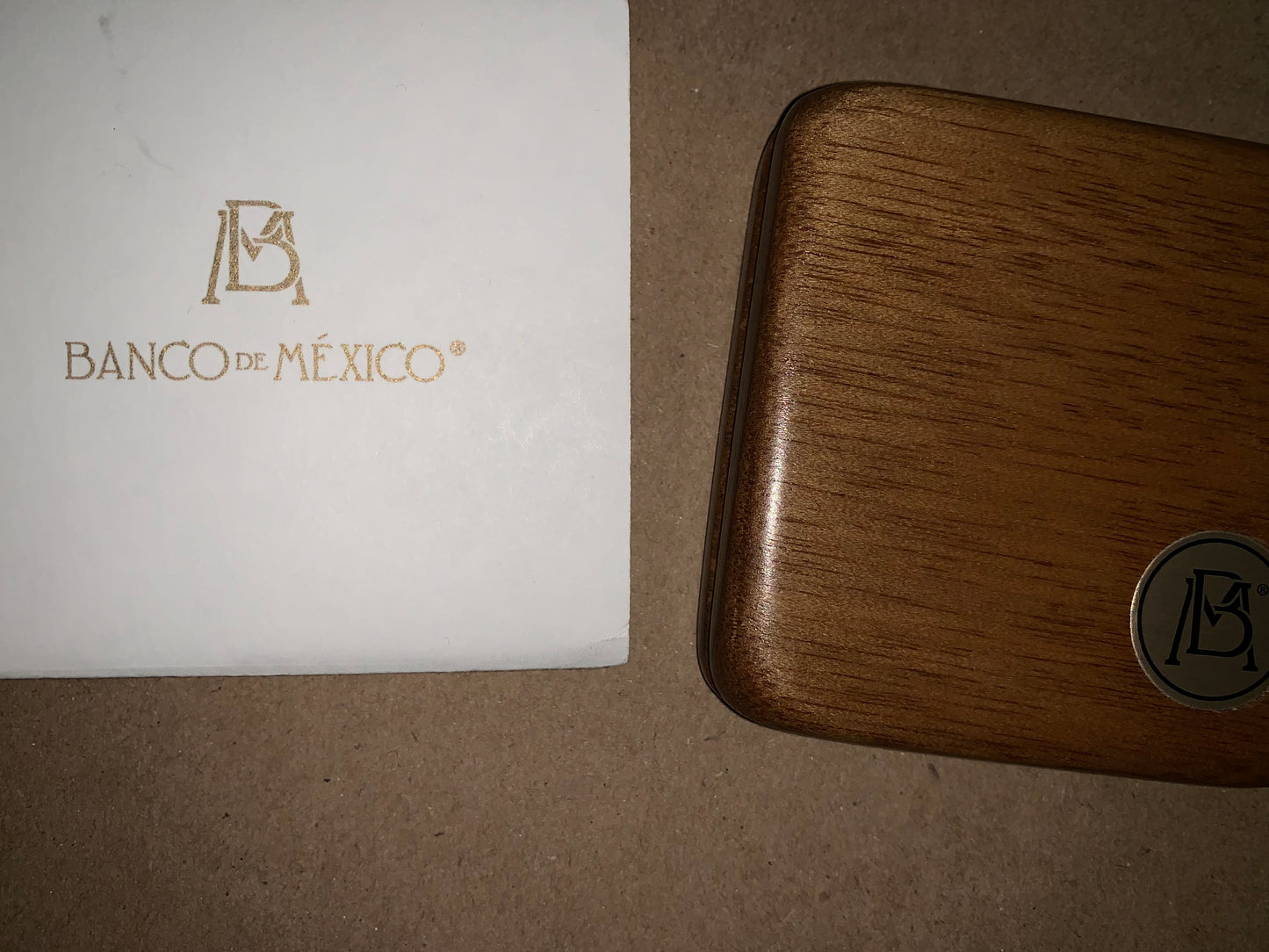 Increíble y Extremadamente Rara Onza de Oro 24k .999 “Primera Edición” -2018 para Acabado Mate Brillo-