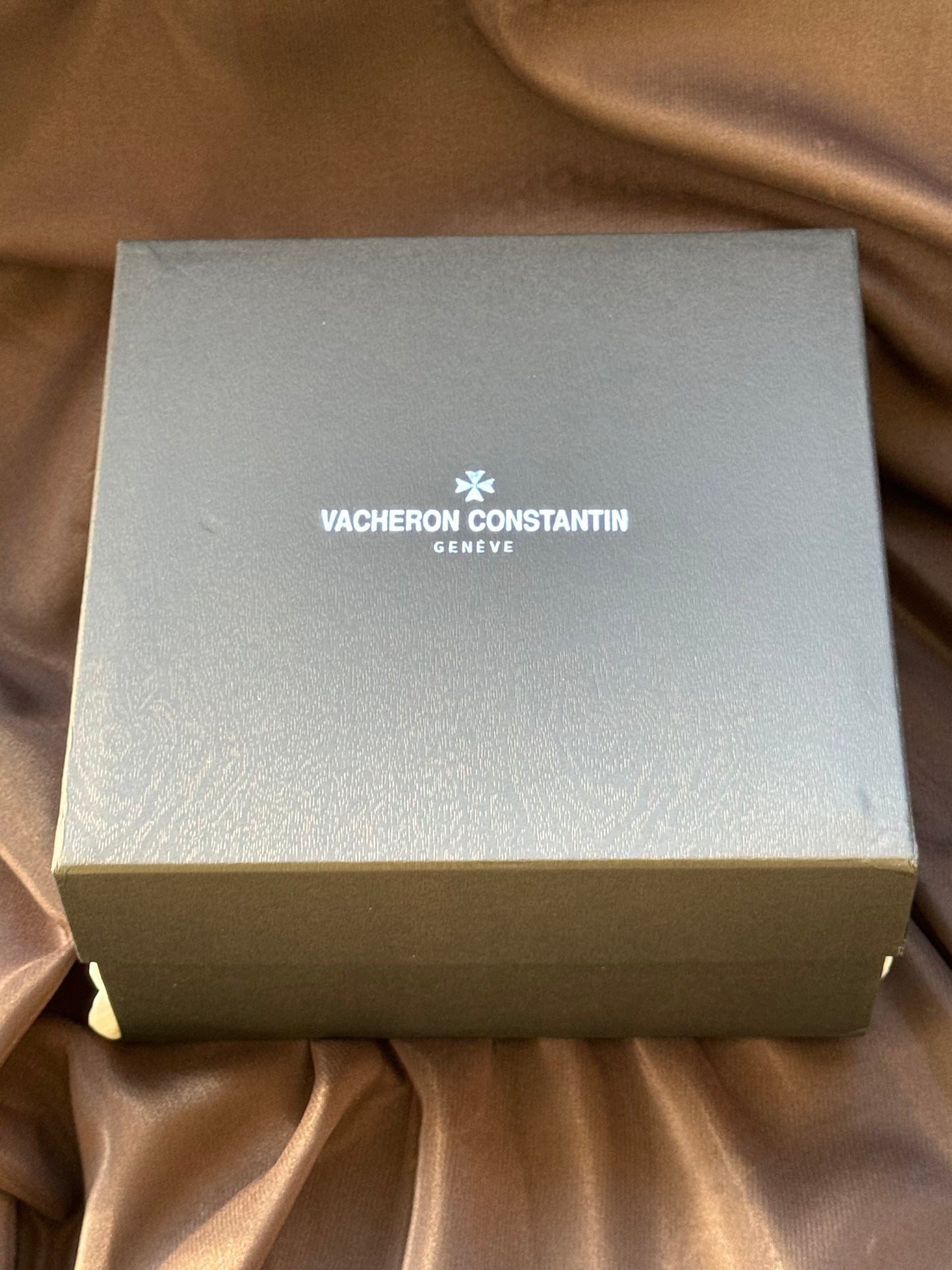 ELEGANTE Y SOFISTICADO DISEÑO RELOJ AUTOMÁTICO VACHERON CONSTANTINE