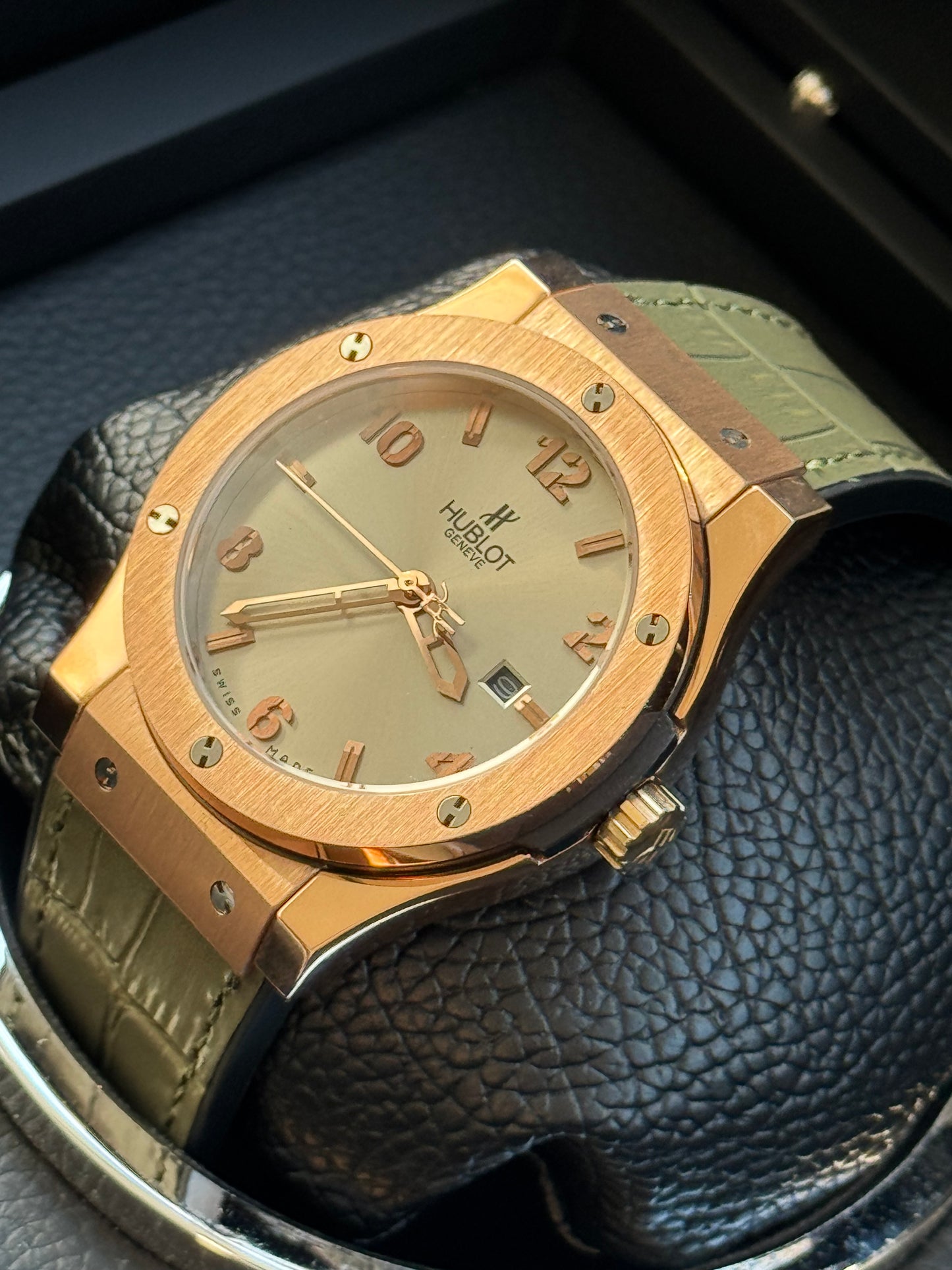 MÁXIMO LUJO RELOJ AUTOMÁTICO MECÁNICO HUBLOT - FECHADOR-CALIDAD Y DISEÑO!!!
INFORMACIÓN POR WhatsApp 99 81 92 84 65

PRECIO A TRATAR 

NOTA:

No se hacen envíos 🚚  📦 💨!

Las Ventas son solo en Cancún