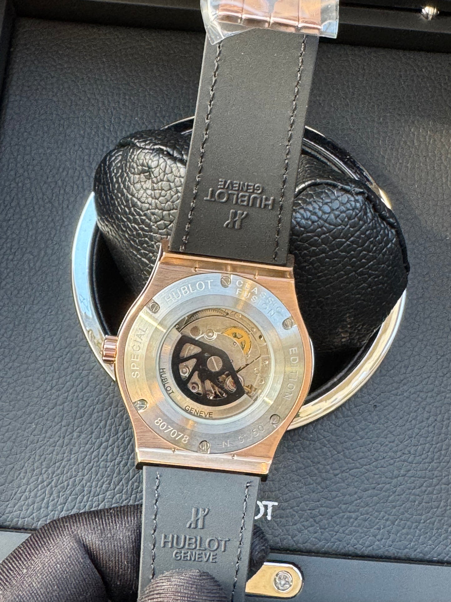 MÁXIMO LUJO RELOJ AUTOMÁTICO MECÁNICO HUBLOT - FECHADOR-CALIDAD Y DISEÑO!!!