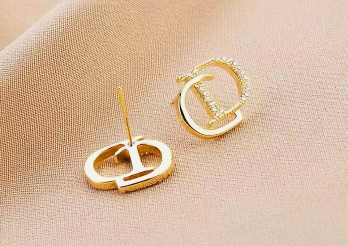 Elegantes Pendientes Hipoalergenicos Excelentes para Regalo 🎁