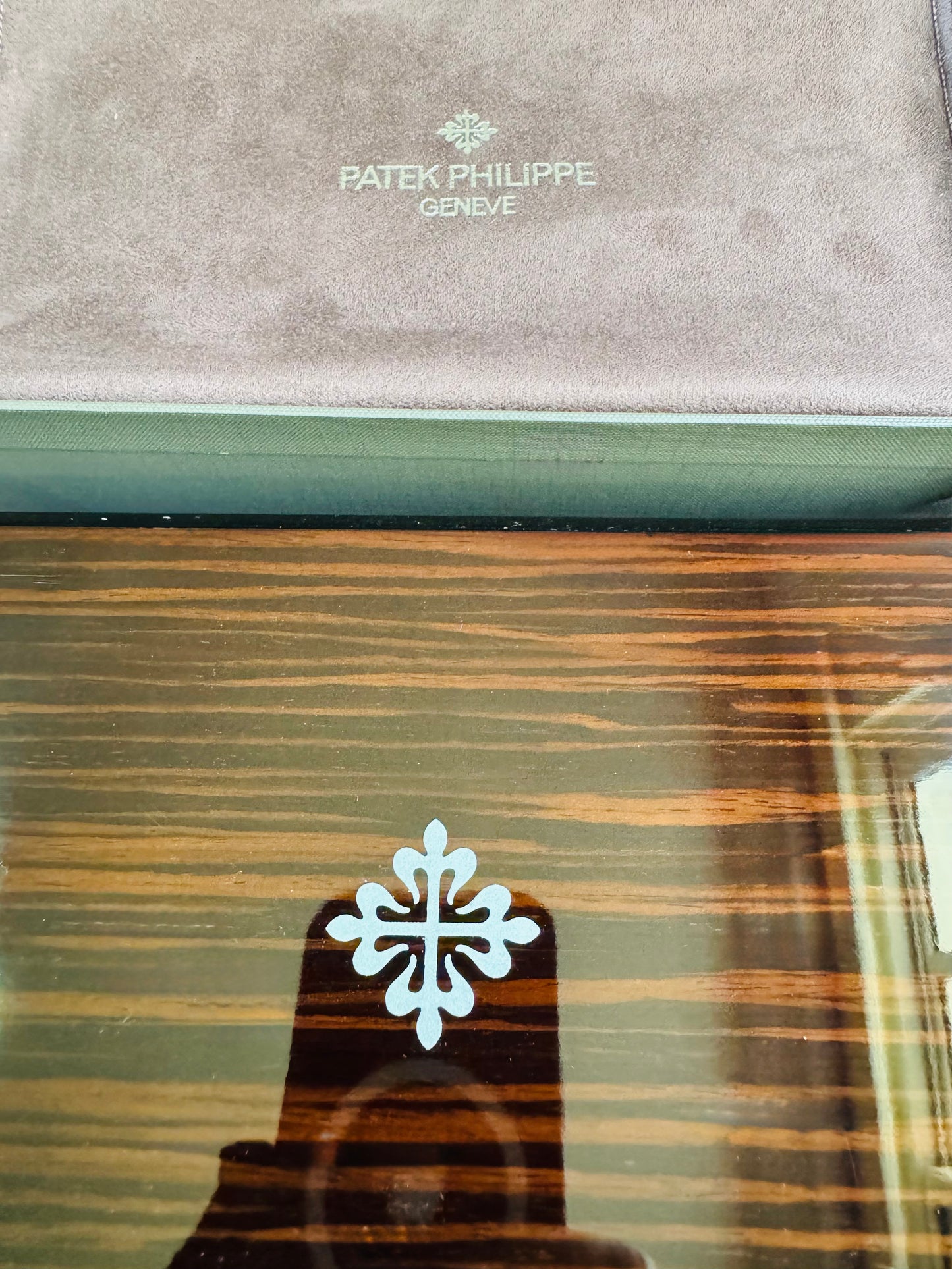 EXCLUSIVO RELOJ PATEK PHILIPPE AUTOMÁTICO- FECHADOR- JOYAS 💎- CRISTAL ZAFIRO- LUMINOSO- ÚLTIMO Y MÁS NUEVO DISEÑO!!!