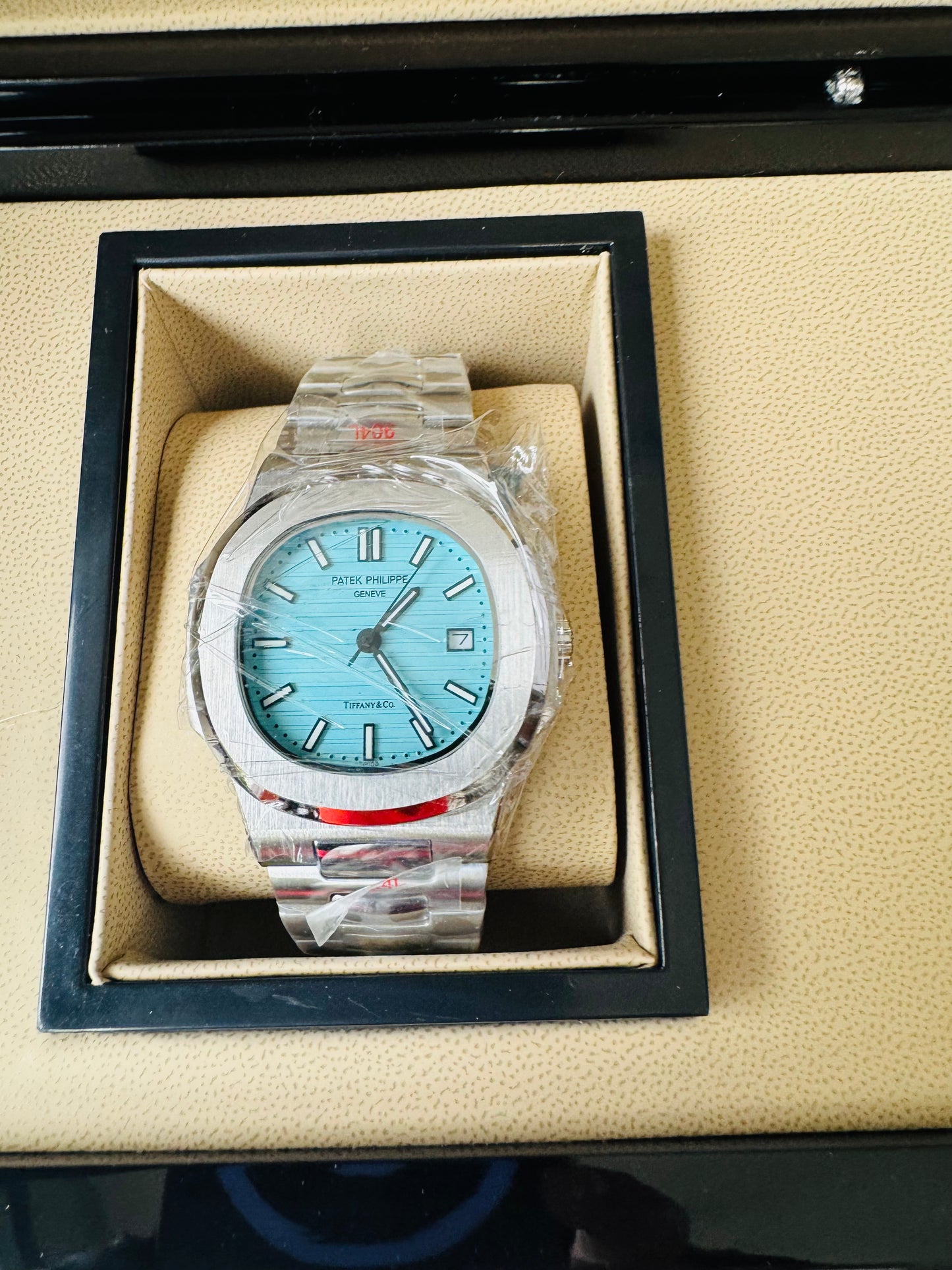 Máximo Lujo Reloj Automático Mecánico Fechador-Luminoso Favor de Pedir Información por WhatsApp al 99 81 92 84 65