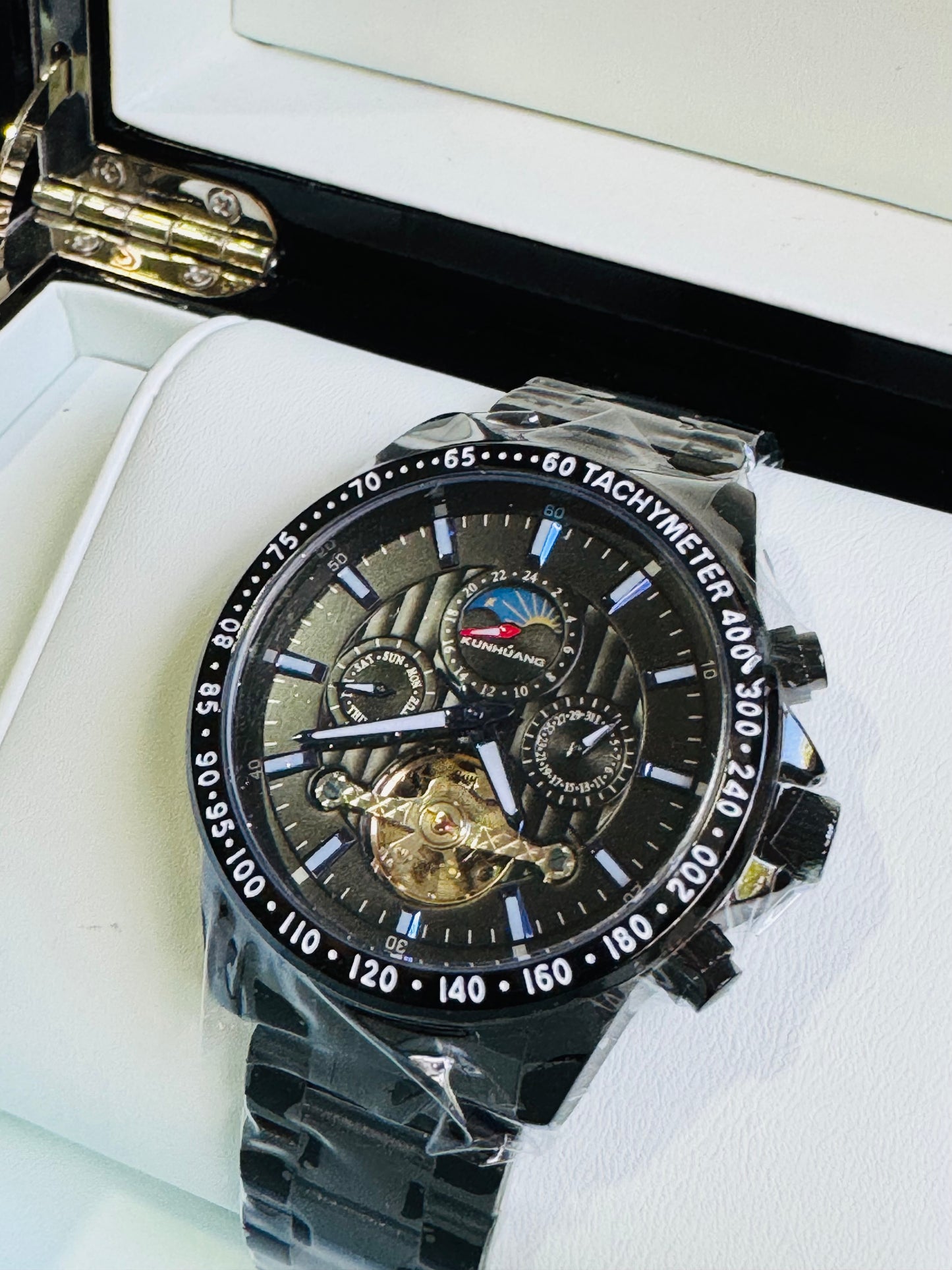 MULTINACIONAL RELOJ AUTOMÁTICO MECÁNICO-CALENDARIO 24 HRS LUNAR-TACÓMETRO-LUMINOSO-VENTANA TOURBILLON- DÍA DE LA SEMANA-CALENDARIO DIAL PEQUEÑO- ETC, ETC!