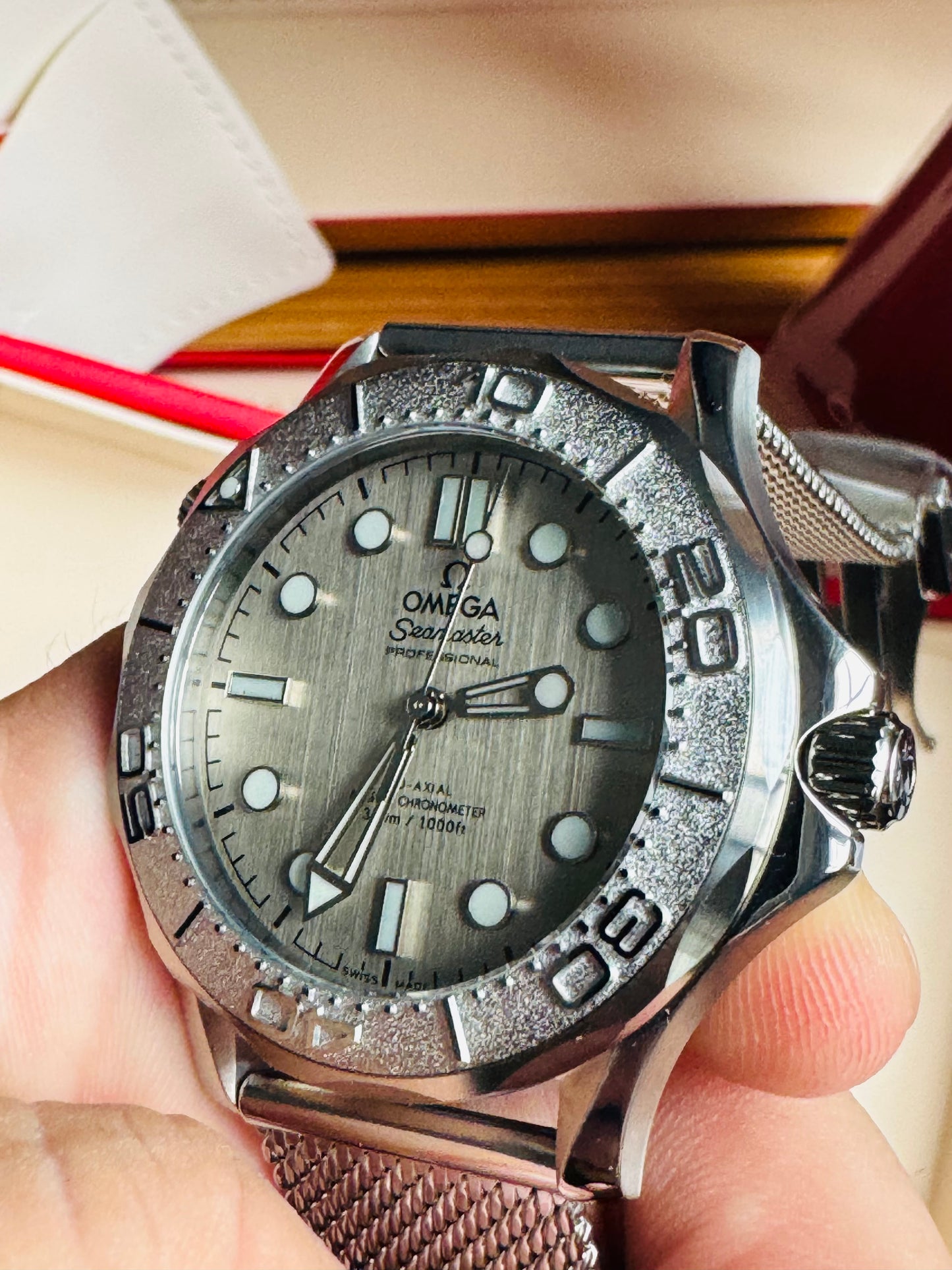 HERMOSO RELOJ AUTOMÁTICO MECÁNICO OMEGA SEAMASTER ACABADO DIAMANTADO