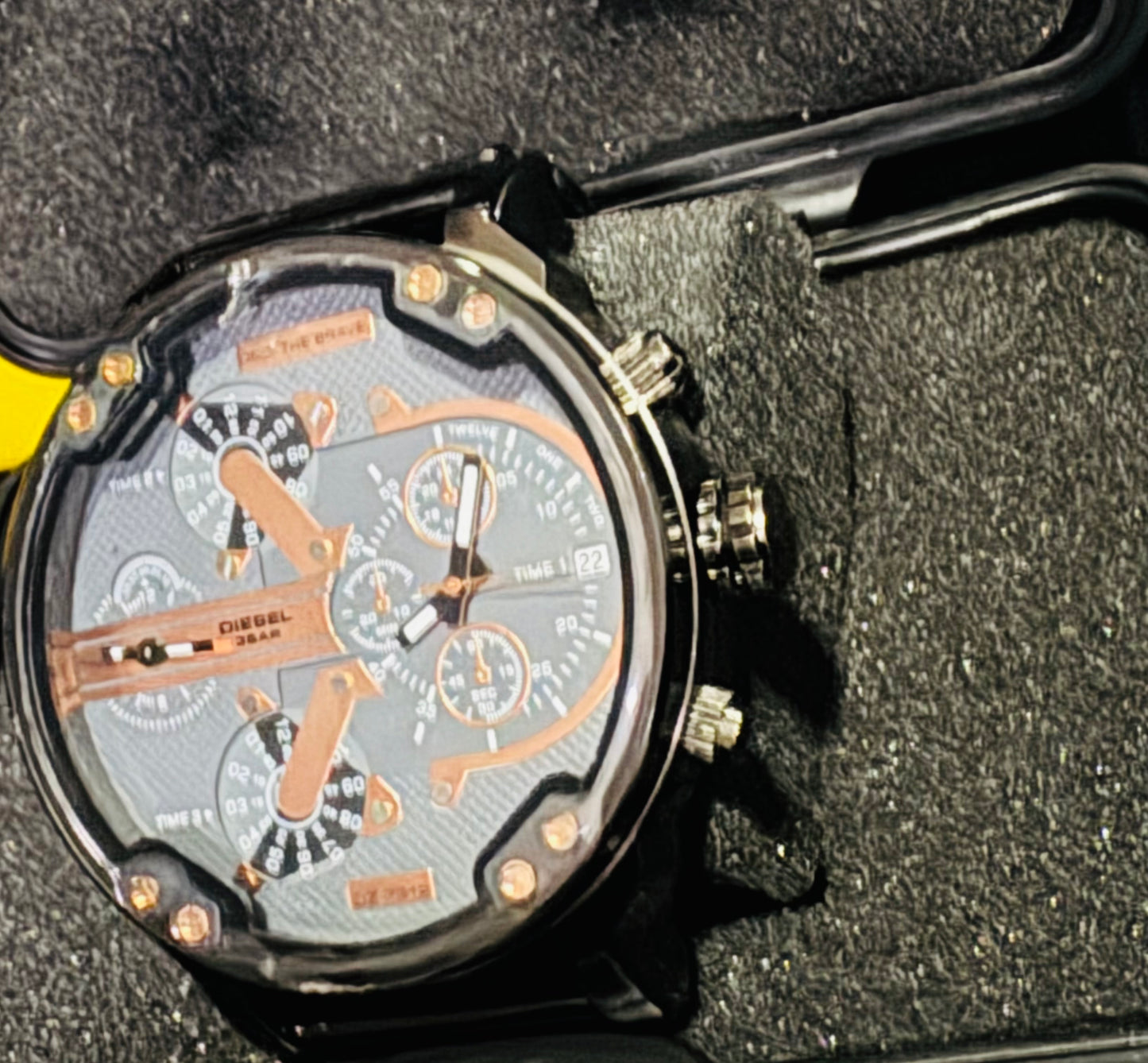 Reloj MR DADDY Diesel Grande y Pesado ! Disponible en 7 Modelos Diferentes!

Información por WhatsApp 99 81 92 84 65


NOTA:

No se hacen envíos 🚚  📦 💨!

Las Ventas son solo en Cancún

Nuestro Lema: No somos Números!