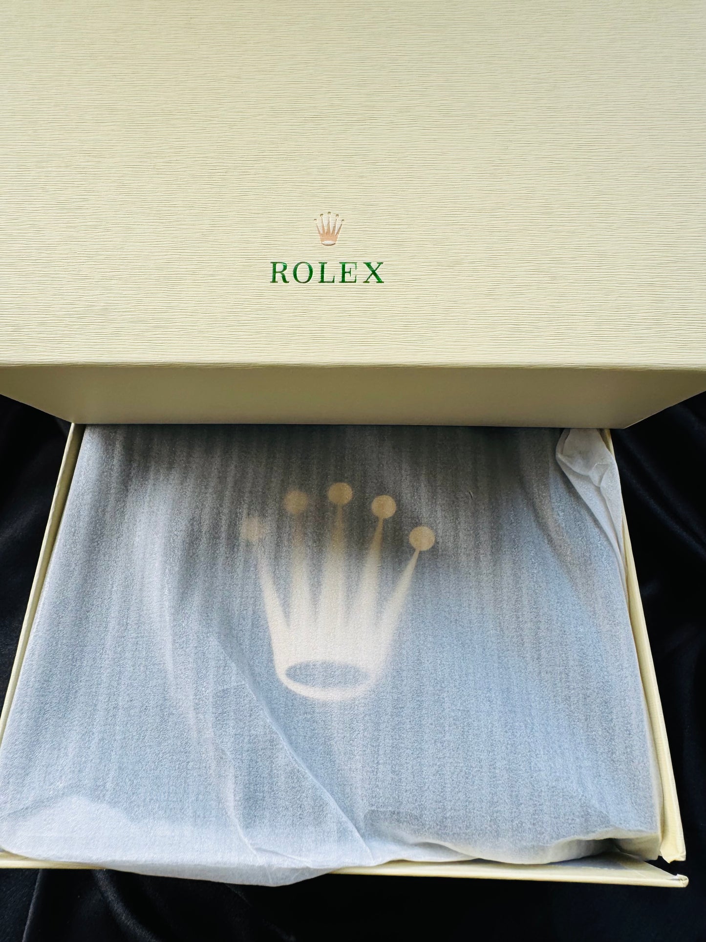ELEGANTE RELOJ AUTOMÁTICO DATE JUST-OYSTER PERPETUAL ATEMPORAL