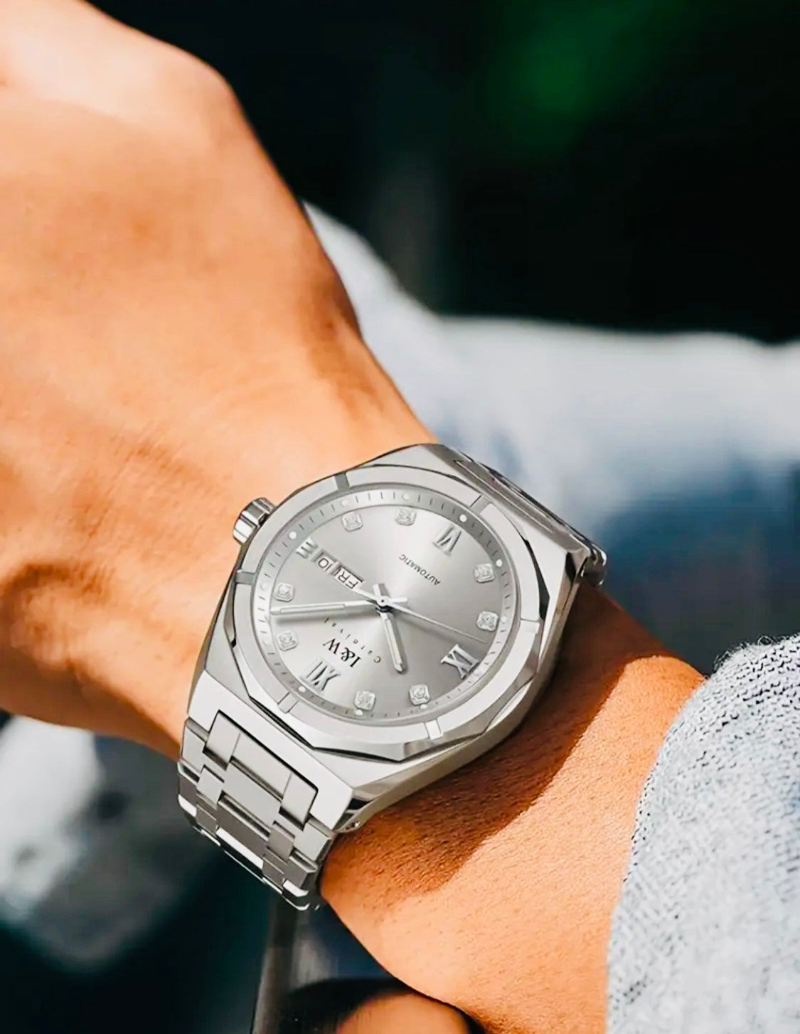 Increíble y Hermoso Reloj Automático Mecánico Día con Letras y Fechador Numérico- Crystal Zafiro! Movimiento Japonés que es el Mejor a Nivel Mundial Superando al Suizo! Maquinaria Japonesa con Joyas 💎 Japonesas Miyota! 💯% Original-30 Metros Profundidad!