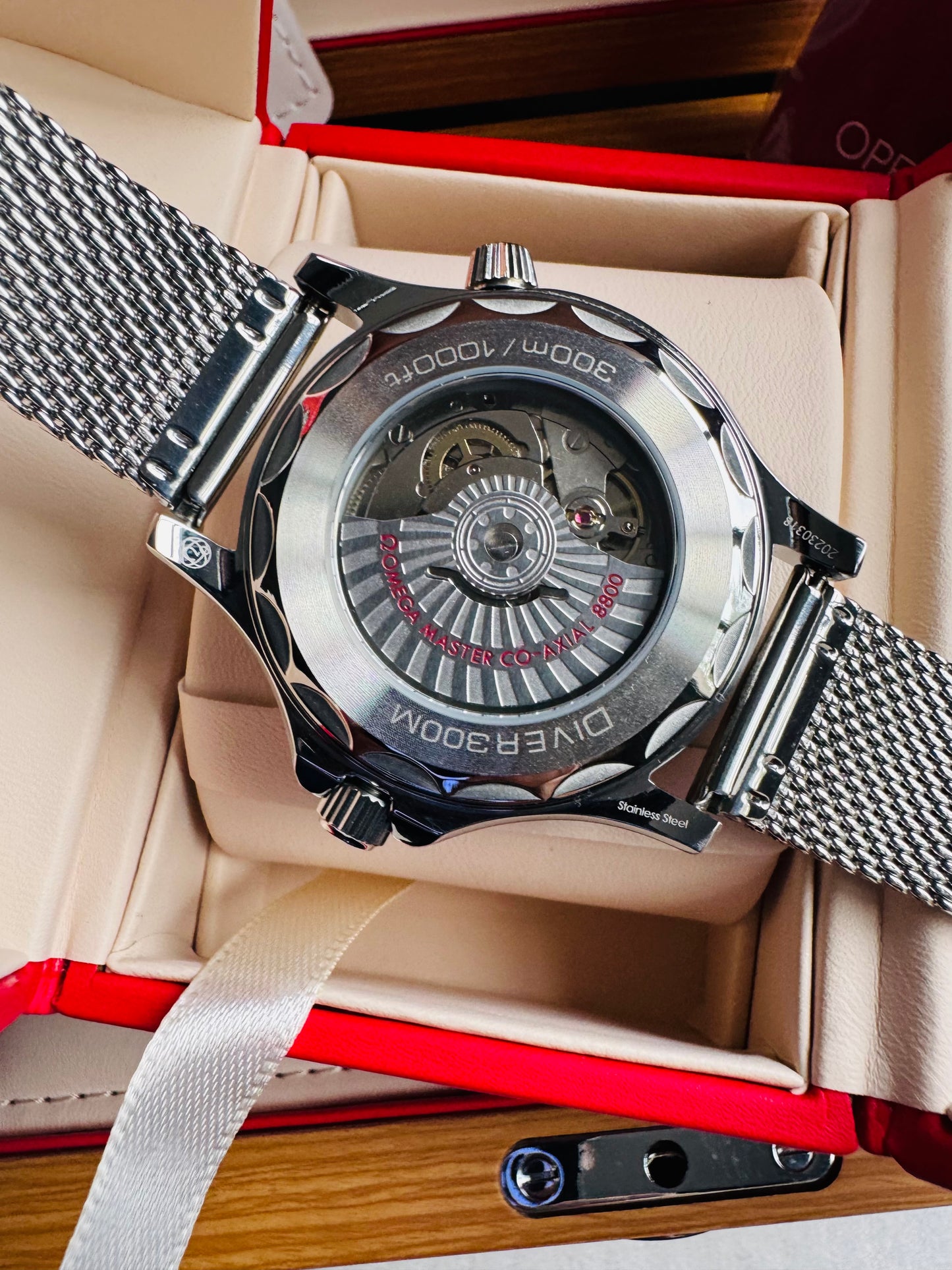 HERMOSO RELOJ AUTOMÁTICO MECÁNICO OMEGA SEAMASTER ACABADO DIAMANTADO