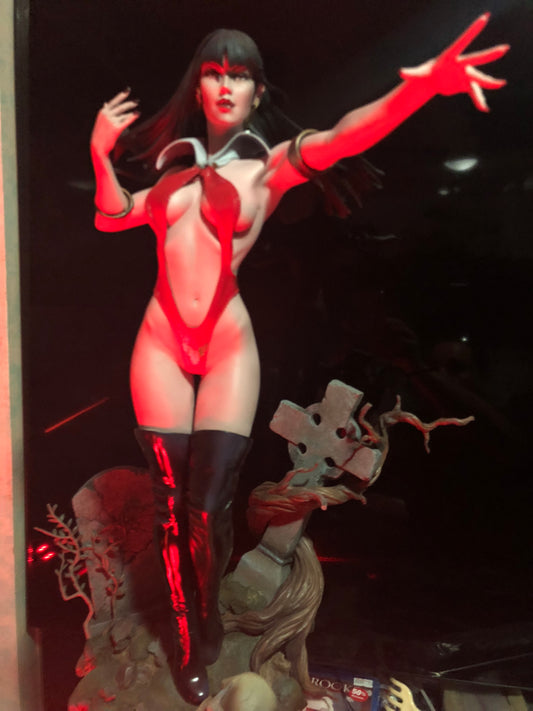 Hermosa Escultura escala 1/4 VAMPIRELLA by SIDESHOW PREMIUM FORMAT