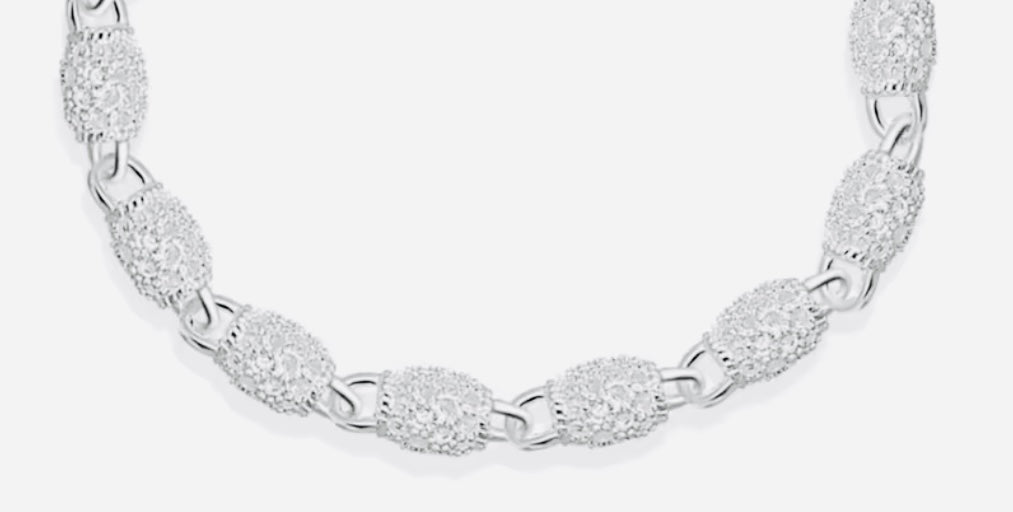 ELEGANTE PULSERA DE PLATA LEY 925 UNITALLA- UNISEX- HIPOALERGENICA! PERFECTA PARA REGALO 🎁!
Información por WhatsApp al 99 81 92 84 65