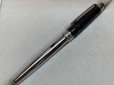 HERMOSA PLUMA ESTILOGRÁFICA MONTBLANC MEISTERSTUCK ACABADO CON ELEGANTE RESINAS PRECIOSAS!