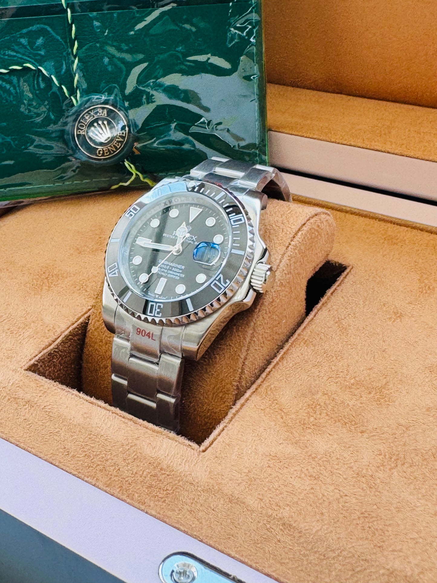 ELEGANTE Y ATEMPORAL ROLEX SUBMARINER AUTOMÁTICO!