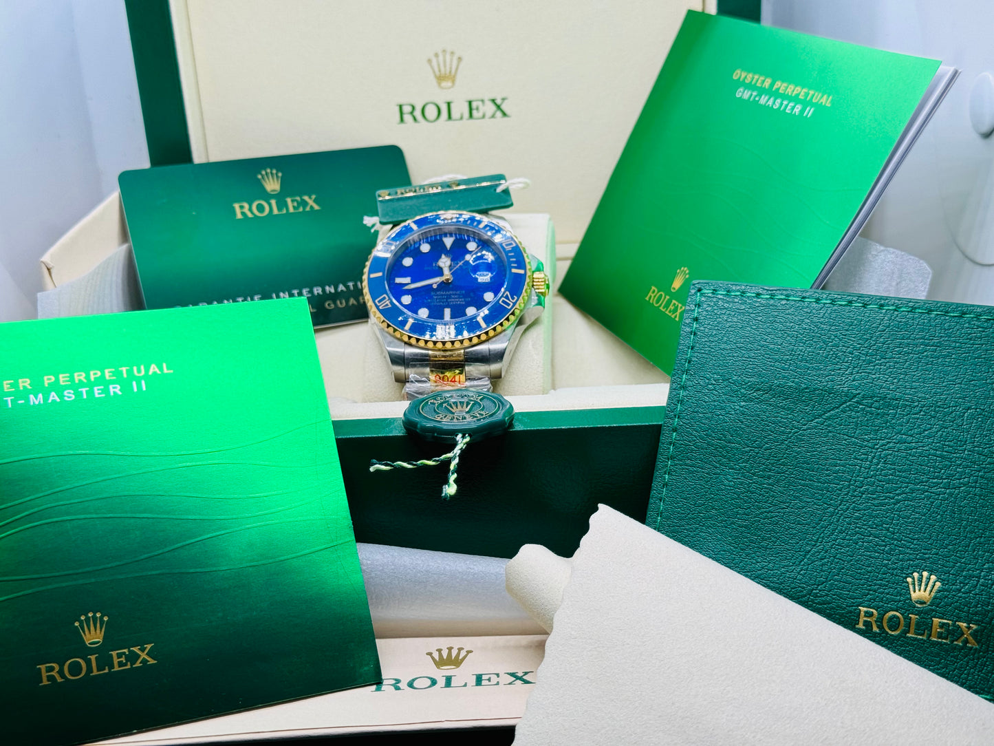 HERMOSO RELOJ AUTOMÁTICO MECÁNICO SUBMARINER OYSTER PERPETUAL DATE! BLUEASY! ;) MUY DESEADO MODELO! LUMINOSO-FECHADOR-ETCÉTERA