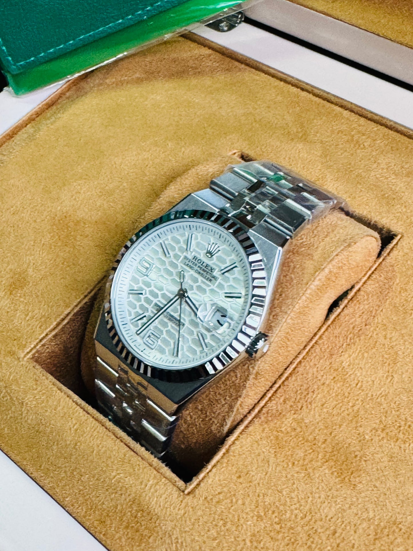 ÚNICO Y EXCLUSIVO RELOJ ROLEX OYSTER PERPETUAL LAND DWELLER- FECHADOR-39 JOYAS 💎 -CRISTAL ZAFIRO- ULTIMO MODELO Y DISEÑO! MÁXIMA ELEGANCIA!!!