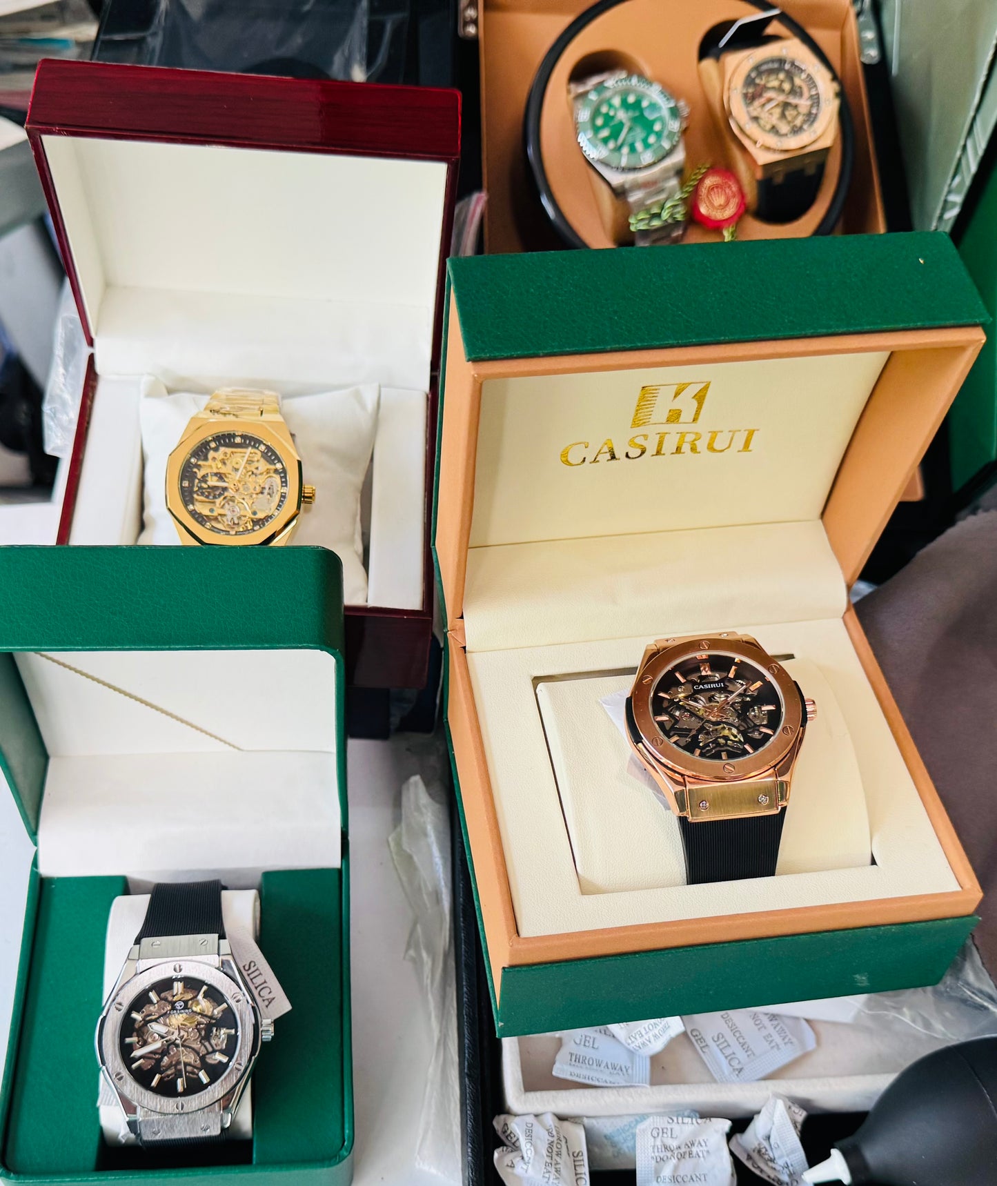 Más de 250 Modelos de Relojes de Todo tipo! Automáticos-Mecánicos-Tourbillon-Doble Tourbillon-de Cuarzo-Electrónicos etcétera