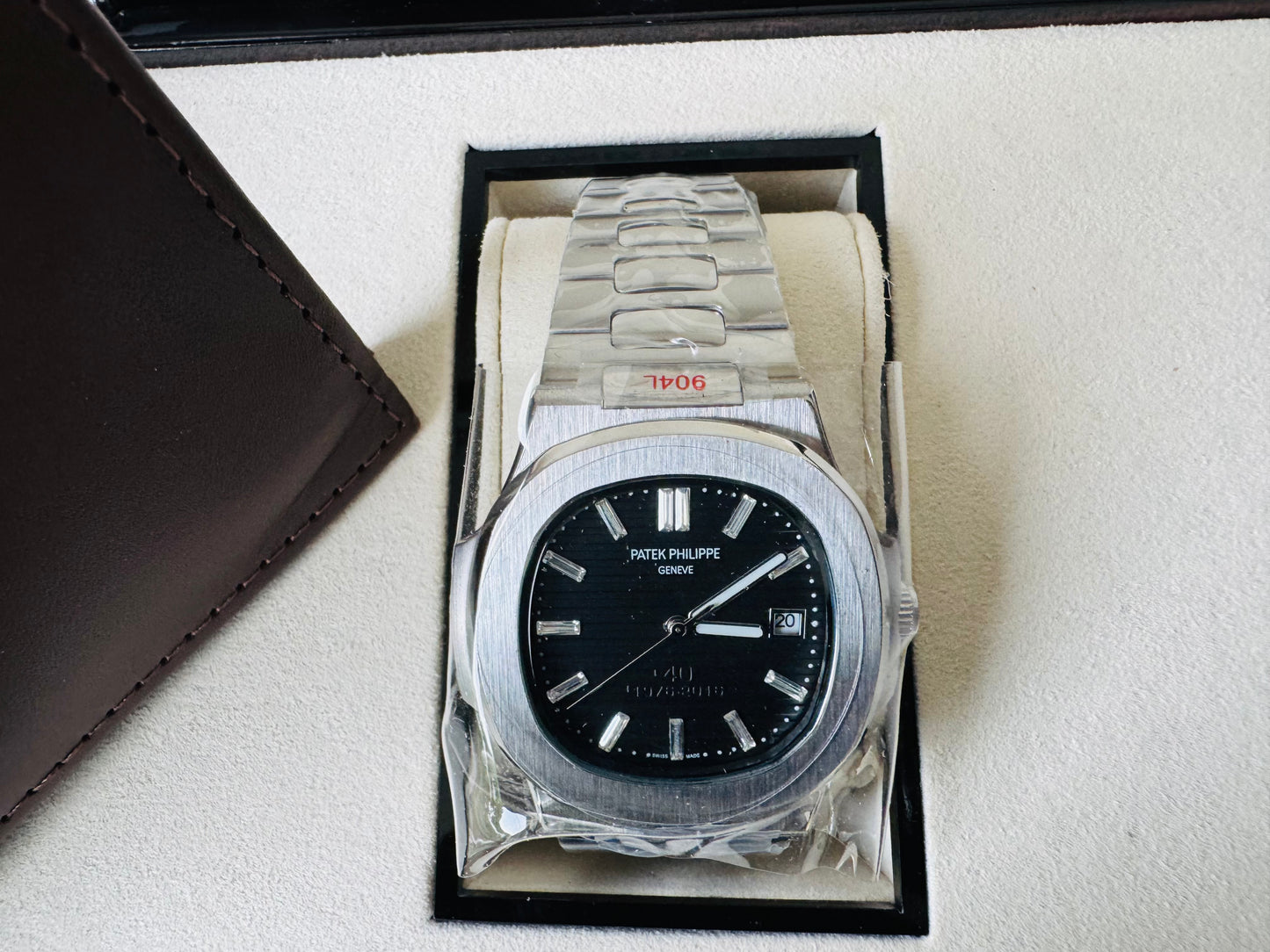 Máximo Lujo Reloj Automático Mecánico Patek P. Luminoso Fechador Favor de Pedir Información por WhatsApp al 99 81 92 84 65