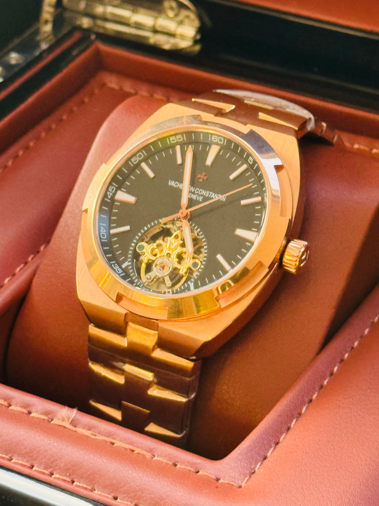 ELEGANTE Y SOFISTICADO DISEÑO RELOJ AUTOMÁTICO VACHERON CONSTANTINE