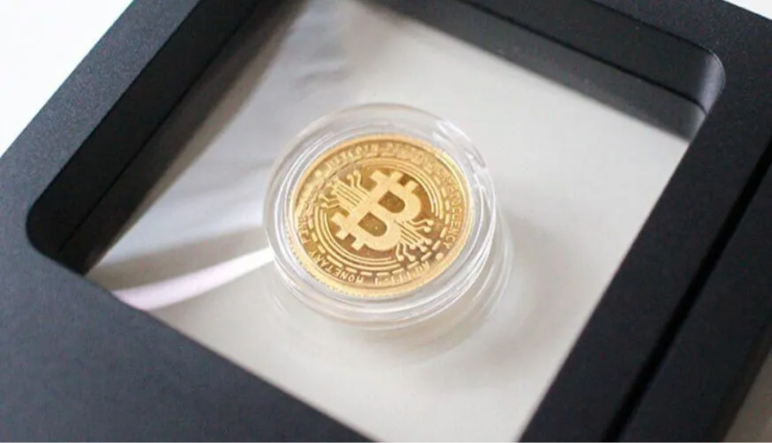 Increíble y Único Bitcoin de Oro Puro 24k. Sin Aleaciones Creado por Famoso Artista Gemólogo Sur Koreano en su Laboratorio!