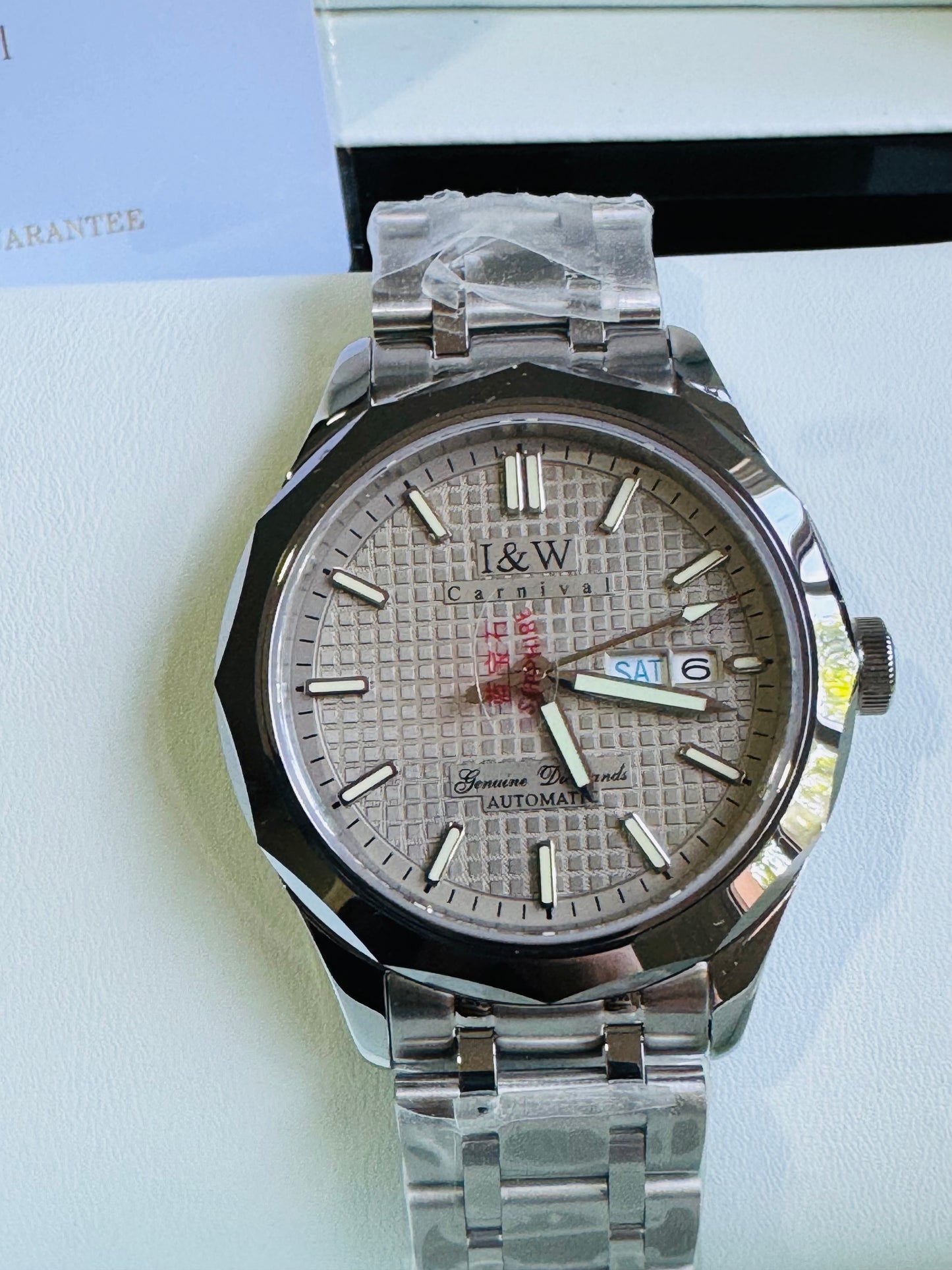 HERMOSO y ELEGANTE DISEÑO I&W AUTOMATICO- CRISTAL ZAFIRO-LUMINOSO-FECHADOR-DÍA DE LA SEMANA 💯% ORIGINAL