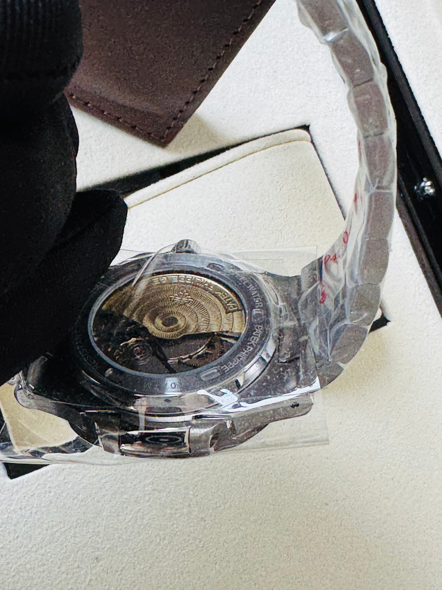 Máximo Lujo Reloj Automático Mecánico Patek P. Luminoso Fechador Favor de Pedir Información por WhatsApp al 99 81 92 84 65