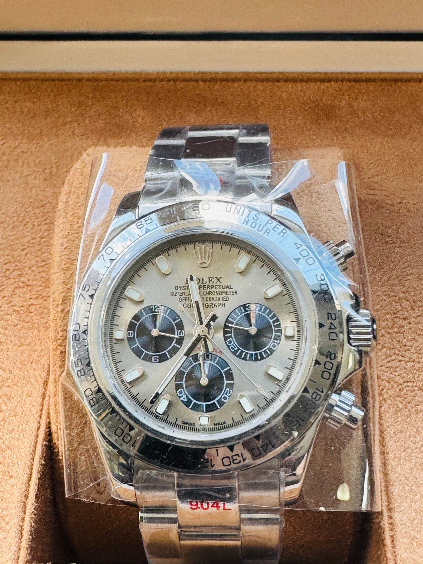 Hermoso Reloj DAYTONA Automático Mecánico Tono Oro Blanco-Máxima Elegancia!
