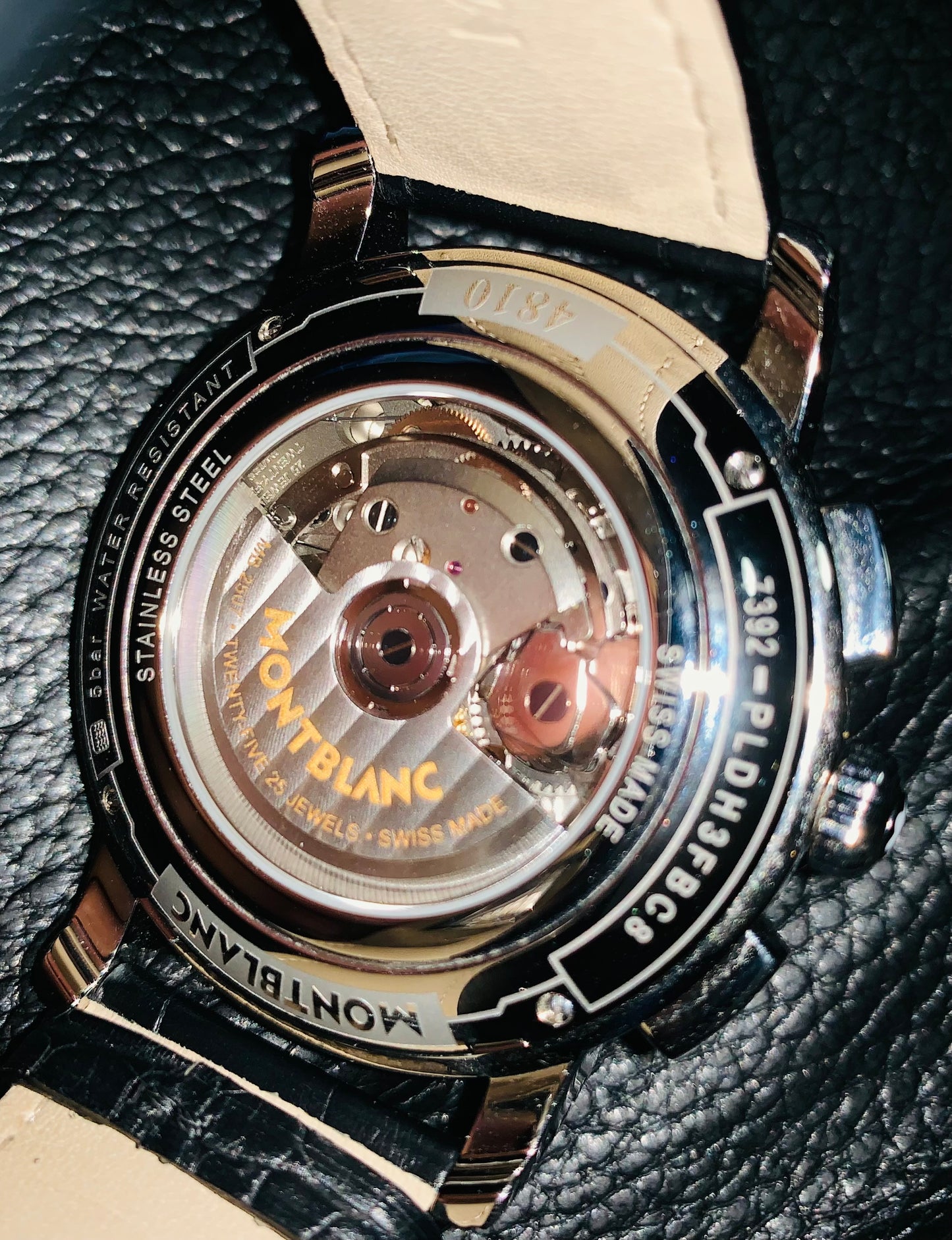 Máxima Elegancia Reloj 💯% Original Automático Mecánico Star Light! 25 Joyas 💎 Carátula Texturizada Blanca Manecillas Y Diales en Oro 18K Cronógrafo-Cronómetro- Fechador-Etcétera