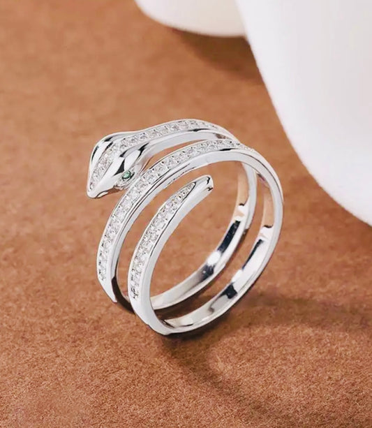 Hermoso Anillo Unitalla- Unisex- Hipoalergenico- Perfecto para Regalo! Favor de pedir información por WhatsApp al 99 81 92 84 65