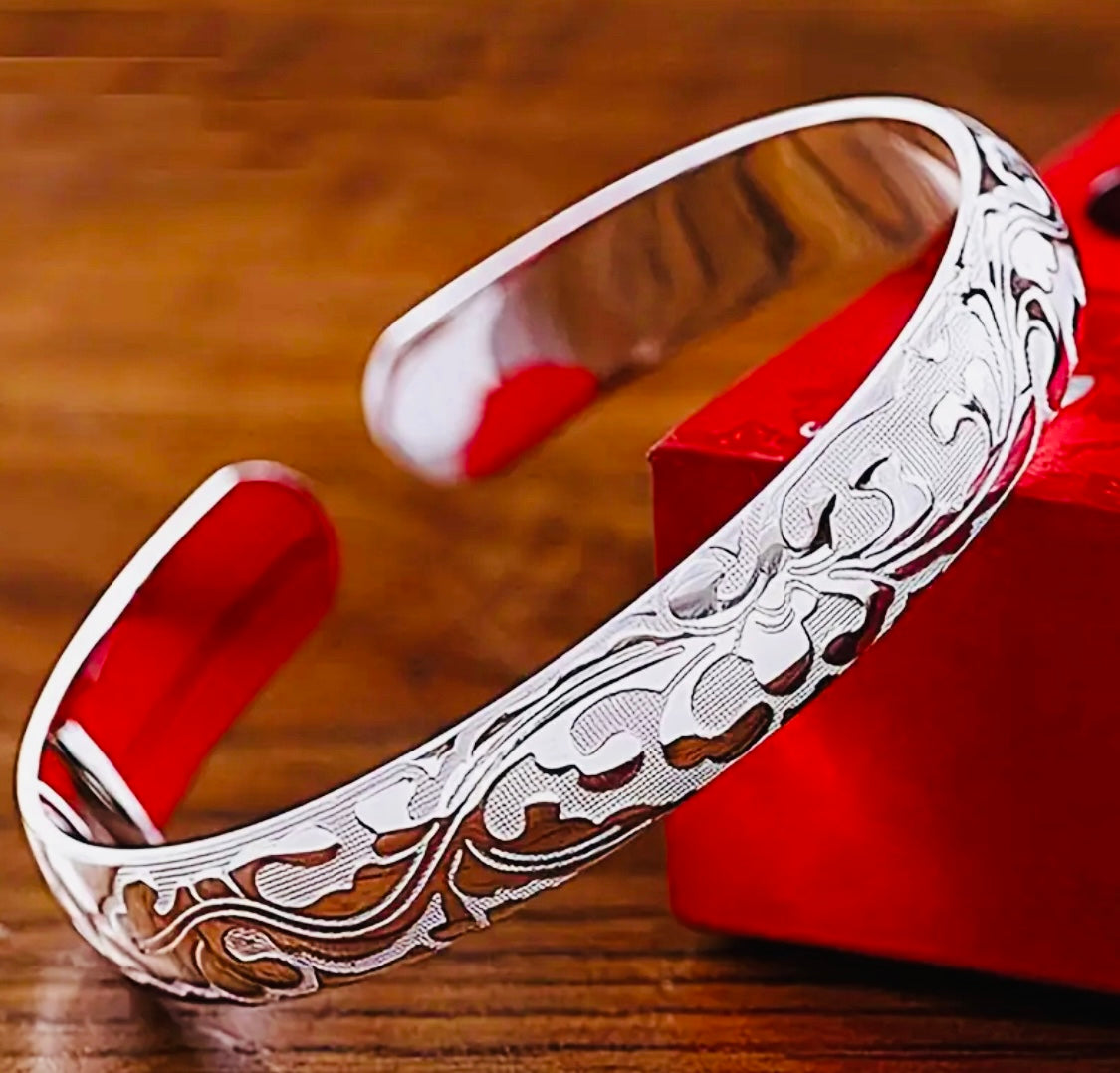 Elegante Brazalete Unitalla- Hipoalergenico Excelente Acabado! Ideal para Regalo 🎁