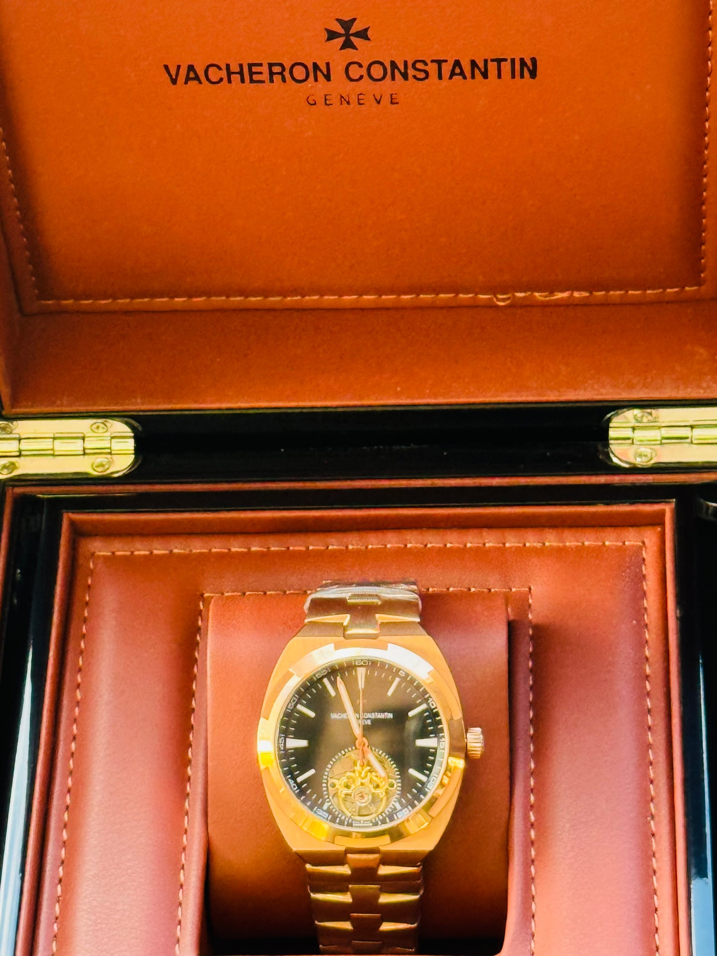 ELEGANTE Y SOFISTICADO DISEÑO RELOJ AUTOMÁTICO VACHERON CONSTANTINE