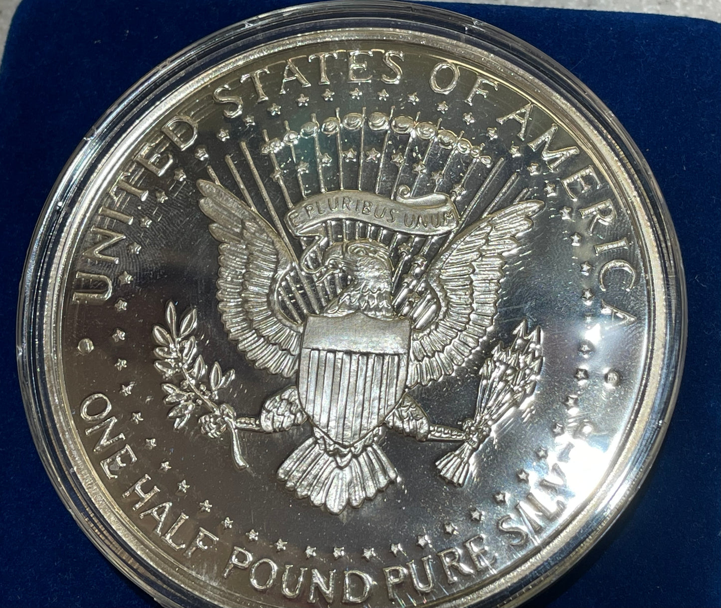 De Colección Gran Moneda de 8 Onzas JFK Plata Pura de Ley .999 - 1994 Encapsulada de Origen Con Estuche Original
