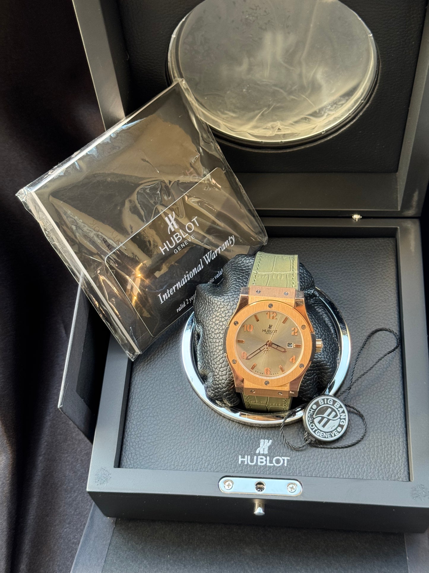 MÁXIMO LUJO RELOJ AUTOMÁTICO MECÁNICO HUBLOT - FECHADOR-CALIDAD Y DISEÑO!!!
INFORMACIÓN POR WhatsApp 99 81 92 84 65

PRECIO A TRATAR 

NOTA:

No se hacen envíos 🚚  📦 💨!

Las Ventas son solo en Cancún