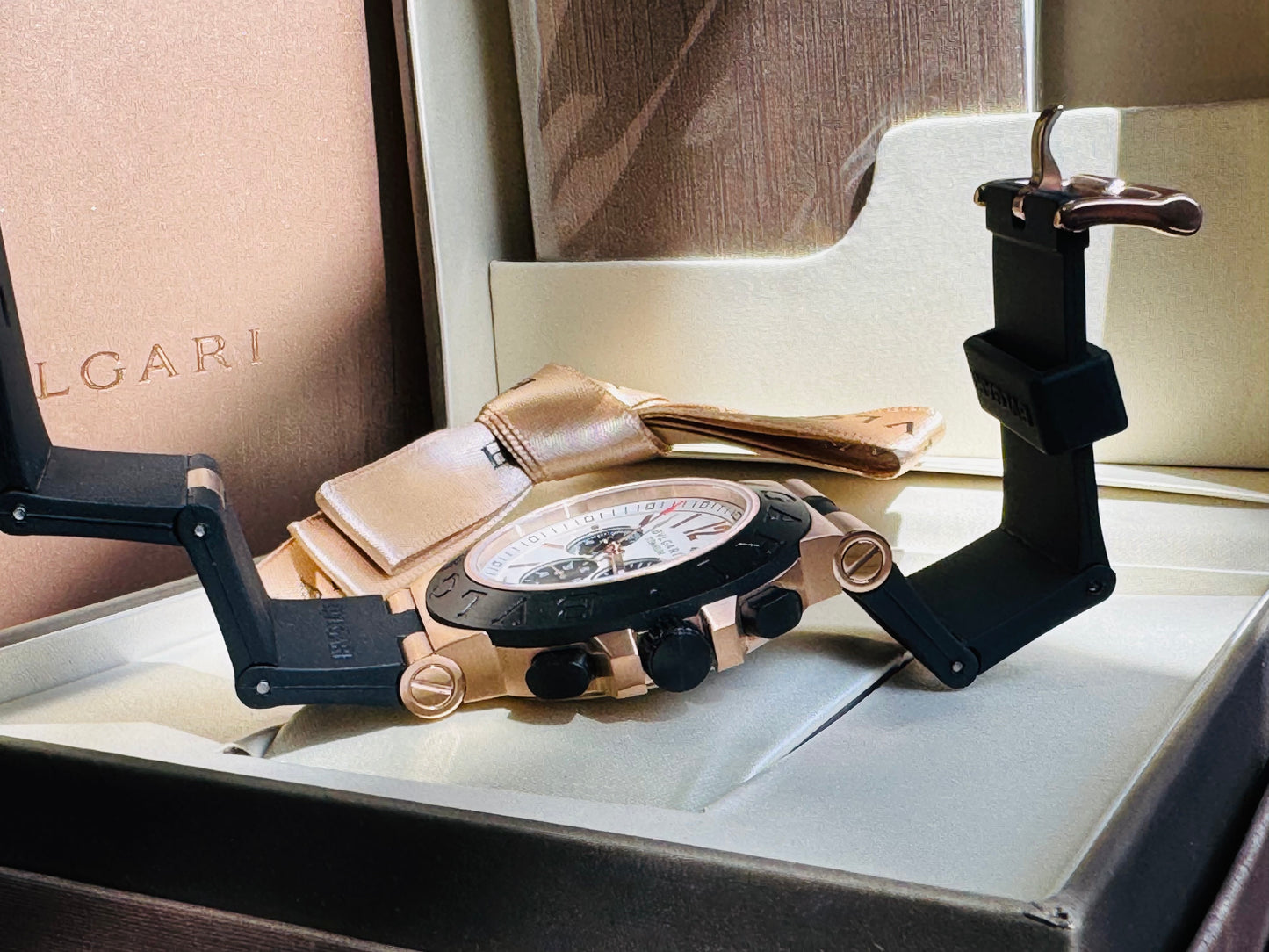ESPECTACULAR RELOJ AUTOMÁTICO MULTIFUNCIONAL BVLGARI-CRONÓMETRO-SEGUNDERO-2 ZONAS HORARIAS-CRISTAL ZAFIRO-ETC