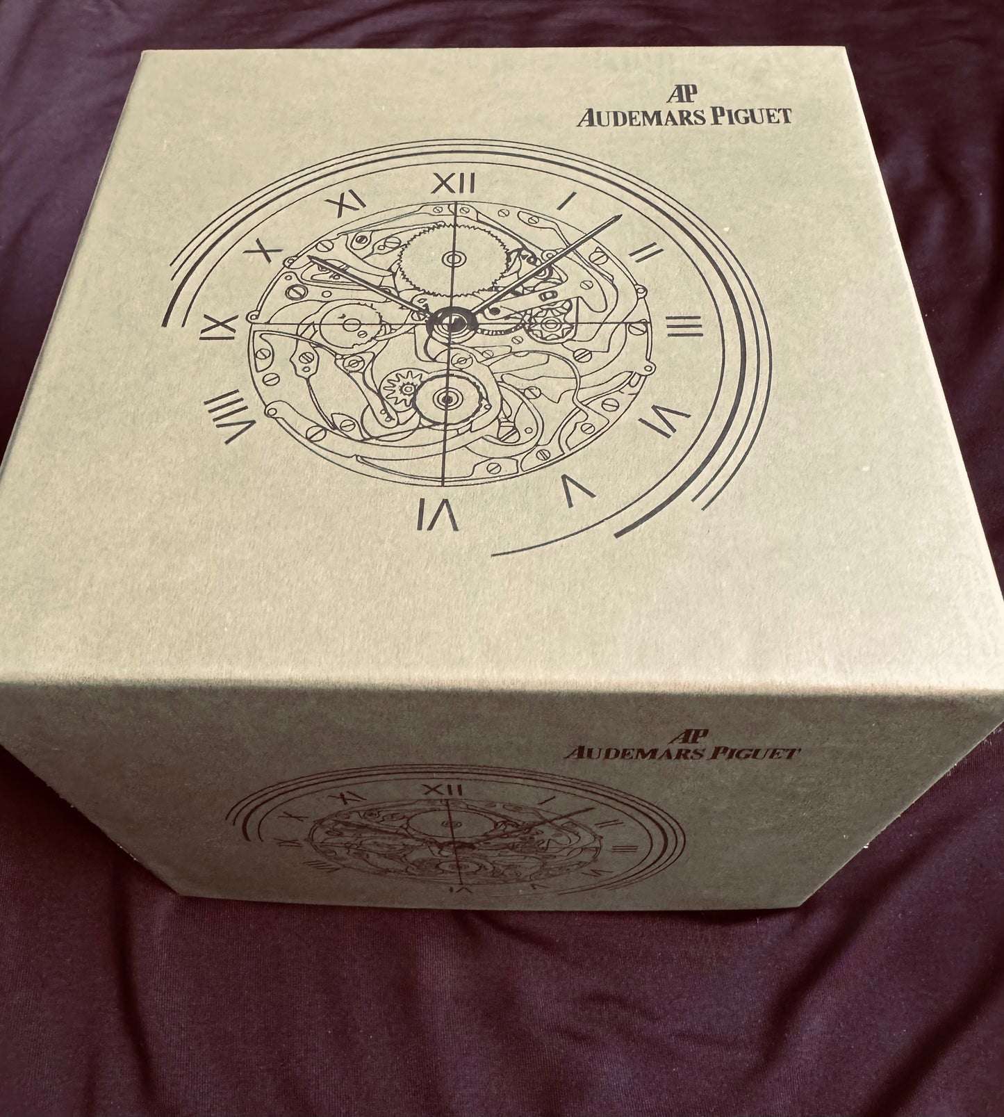 ESPECTACULAR AUDEMARS PIGUET ROYAL OAK
FLYNG TOURBILLON LIMITED EDITION!!! CRISTAL ZAFIRO!!! MÁXIMO LUJO!!!