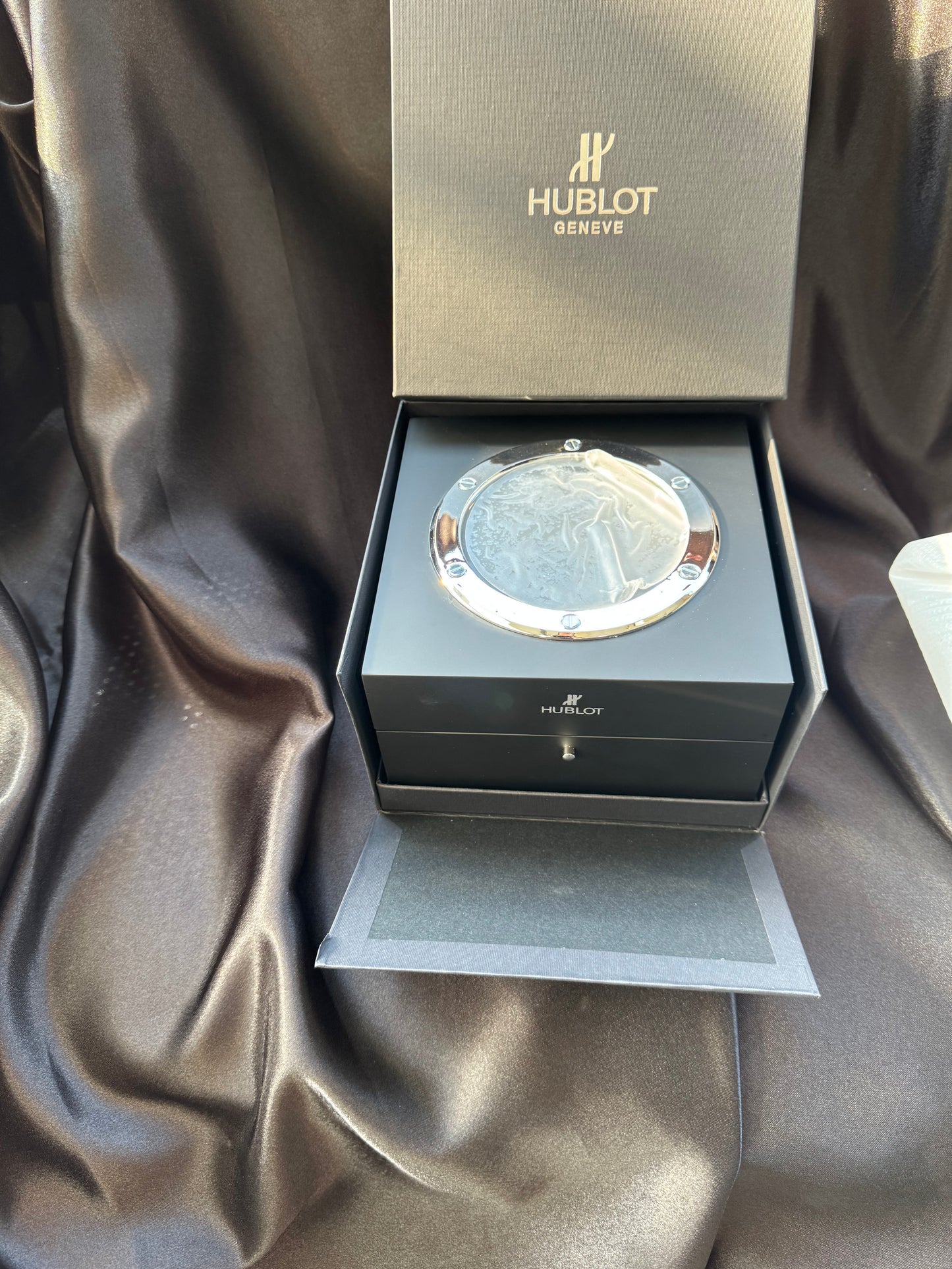 MÁXIMO LUJO RELOJ AUTOMÁTICO MECÁNICO HUBLOT - FECHADOR-CALIDAD Y DISEÑO!!!