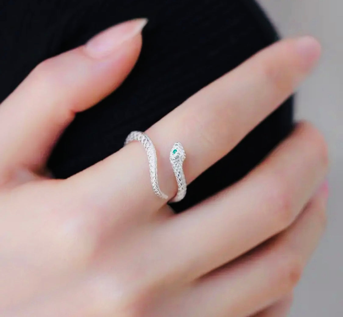Bonito anillo Unitalla- Unisex- Hipoalergenico -Perfecto para Regalo