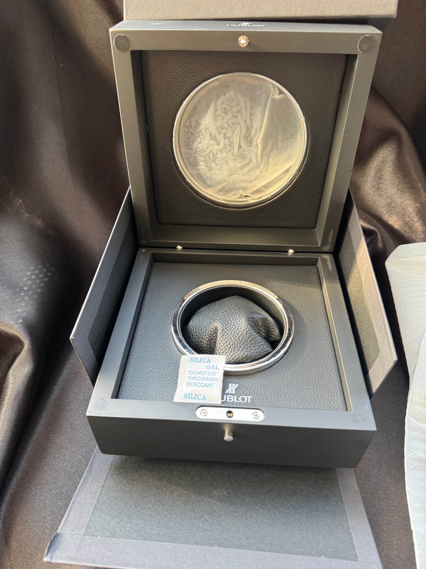 MÁXIMO LUJO RELOJ AUTOMÁTICO MECÁNICO HUBLOT - FECHADOR-CALIDAD Y DISEÑO!!!