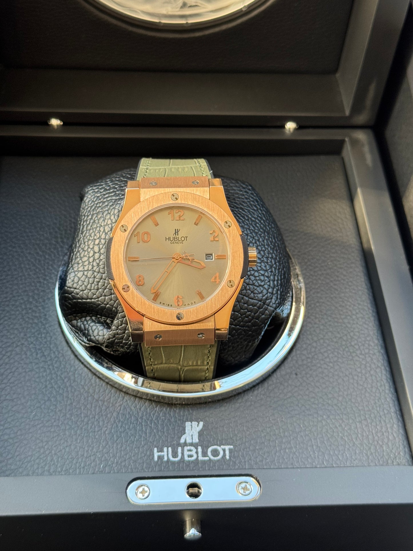 MÁXIMO LUJO RELOJ AUTOMÁTICO MECÁNICO HUBLOT - FECHADOR-CALIDAD Y DISEÑO!!!
INFORMACIÓN POR WhatsApp 99 81 92 84 65

PRECIO A TRATAR 

NOTA:

No se hacen envíos 🚚  📦 💨!

Las Ventas son solo en Cancún