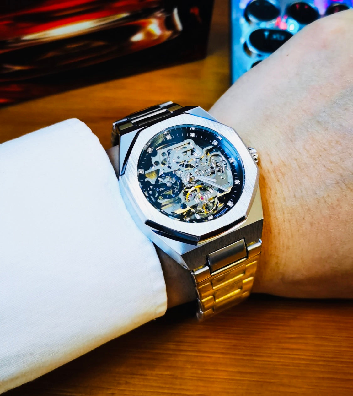 Exquisito Reloj Automático Mecánico Skeleton Tourbillon Octagonal Segundero Acero Inoxidable Alta Calidad Cierre de Mariposa Simplemente Refinado!