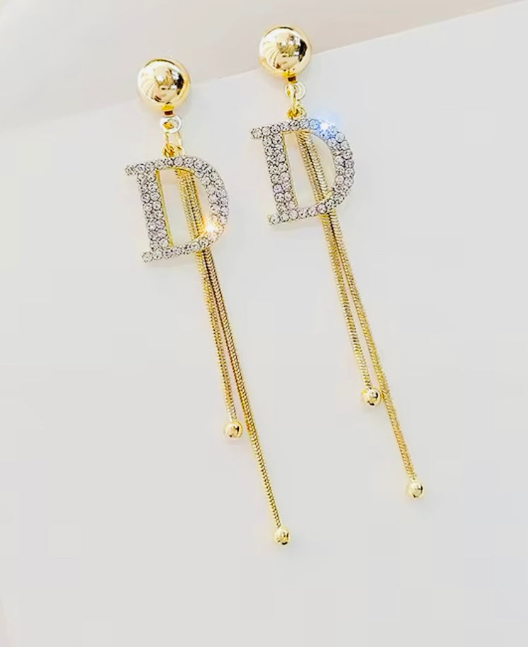 Elegantes Pendientes Excelentes Acabados y Calidad- Perfecto para 🎁 Regalo!