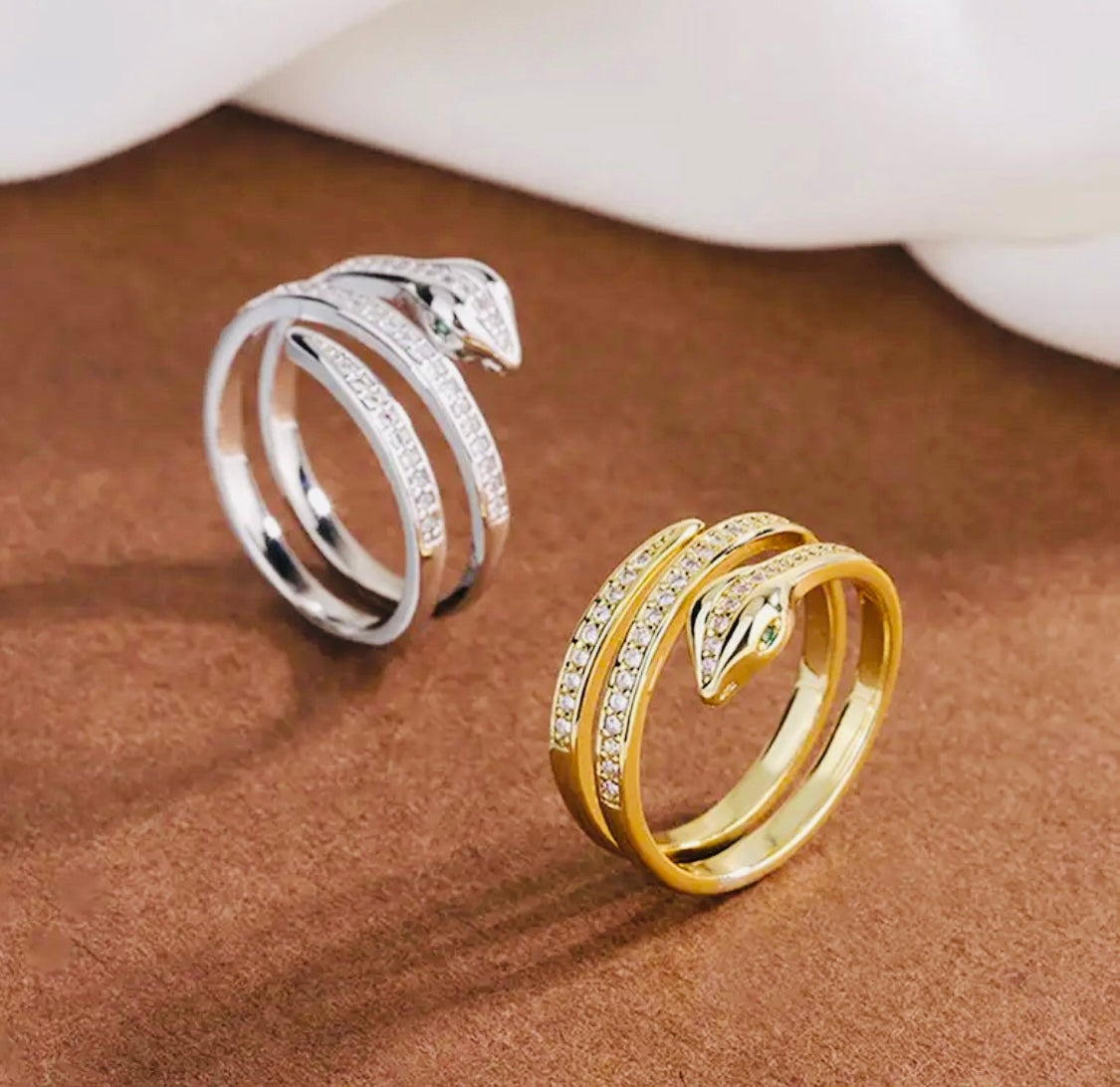 Hermoso Anillo Unitalla- Unisex- Hipoalergenico- Perfecto para Regalo! Favor de pedir información por WhatsApp al 99 81 92 84 65