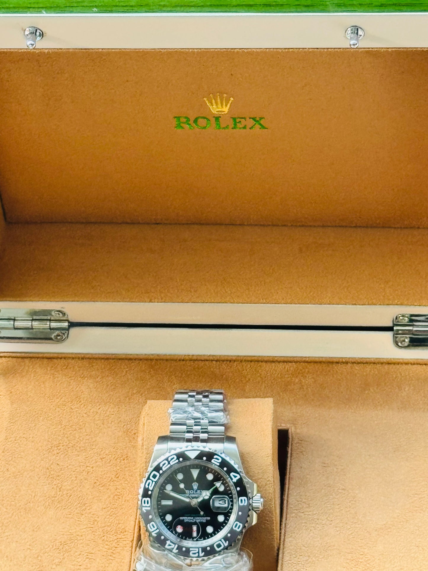 FAMOSO RELOJ AUTOMÁTICO MECÁNICO BRUCE WAYNE-GMT MASTER OYSTER PERPETUAL 2 ZONAS HORARIAS