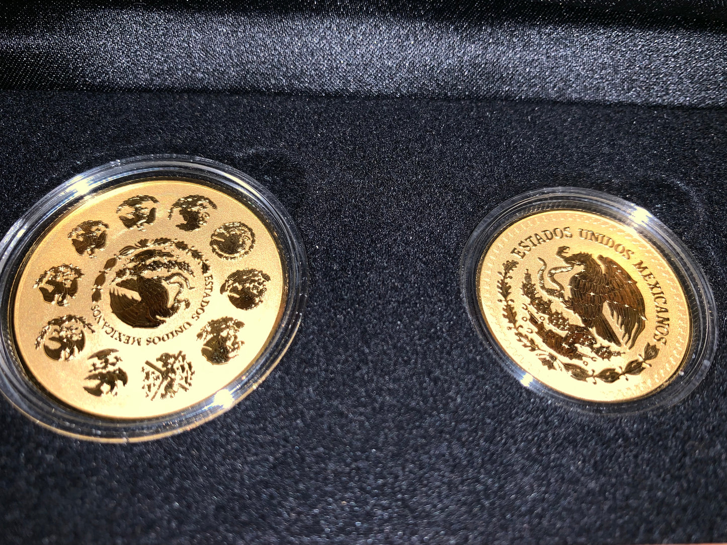 ULTRA RARO Y EXCLUSIVO SET DE 2 MONEDAS ORO PURO 24k. - 1 ONZA Y 1/2 ONZA! HERMOSO 🤩 ACABADO (MATE BRILLO) 1a EDICIÓN 2018 EN ORO 24K ALTO RELIEVE CON GRAN VALOR NUMISMÁTICO! POCAS ACUÑADAS