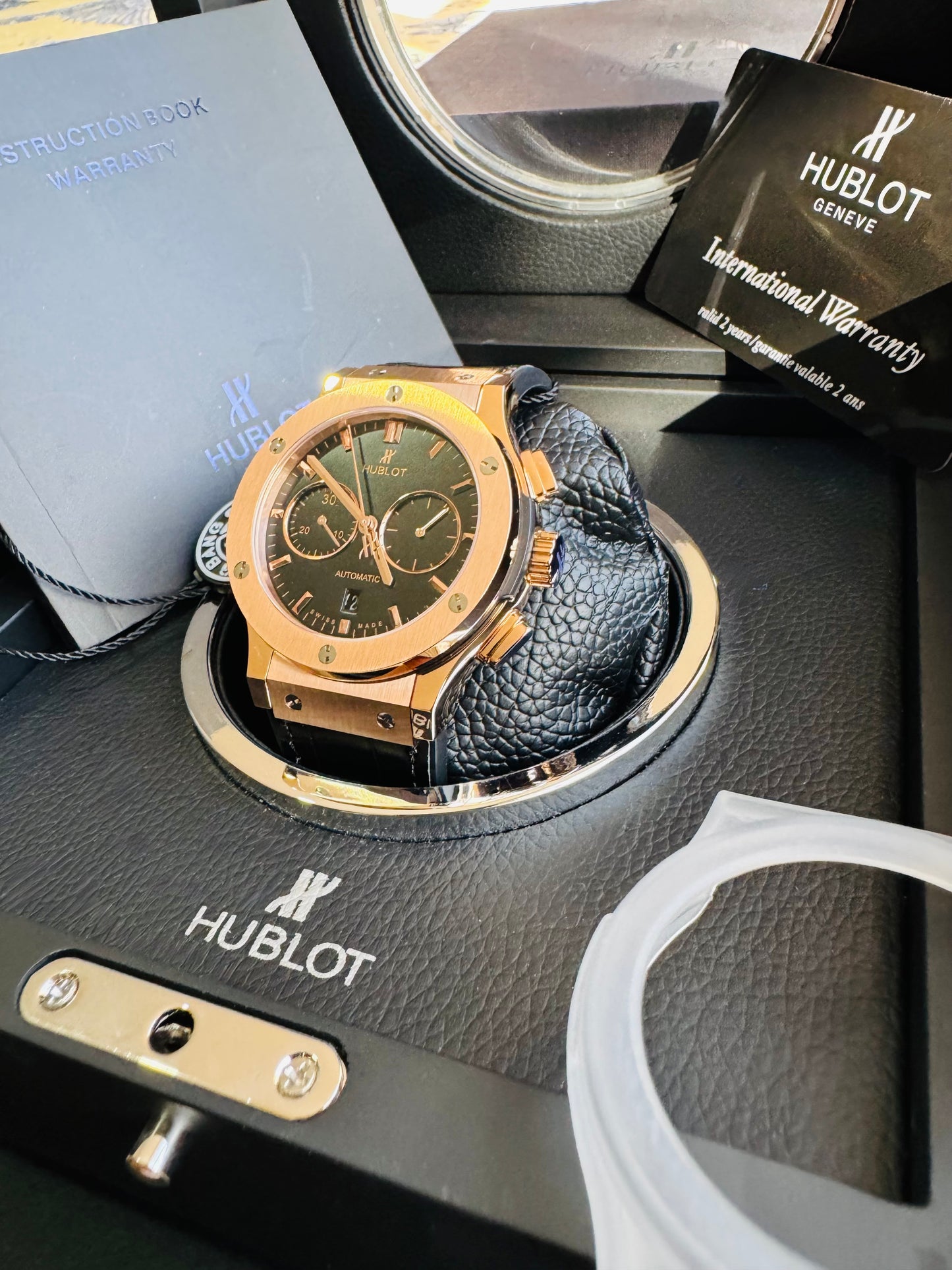 MÁXIMO LUJO RELOJ AUTOMÁTICO MECÁNICO HUBLOT - MÚLTIPLES COMPLICACIONES FUNCIONALES -CRISTAL ZAFIRO-21 JOYAS-MÁXIMA ELEGANCIA!!!