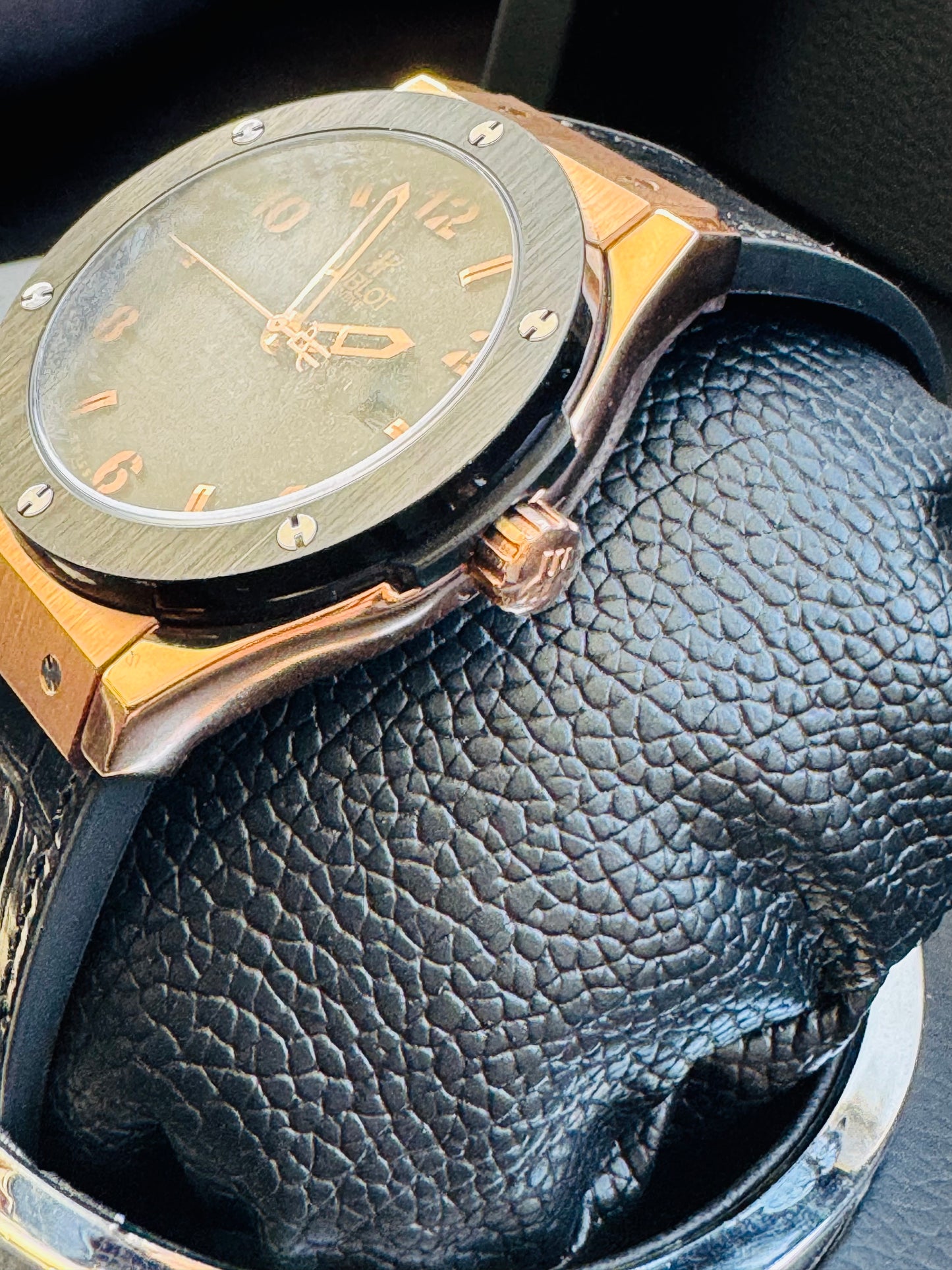 ELEGANTE Y SOFISTICADO DISEÑO RELOJ AUTOMÁTICO MECÁNICO HUBLOT EDICIÓN ESPECIAL CLÁSSIC FUSION!