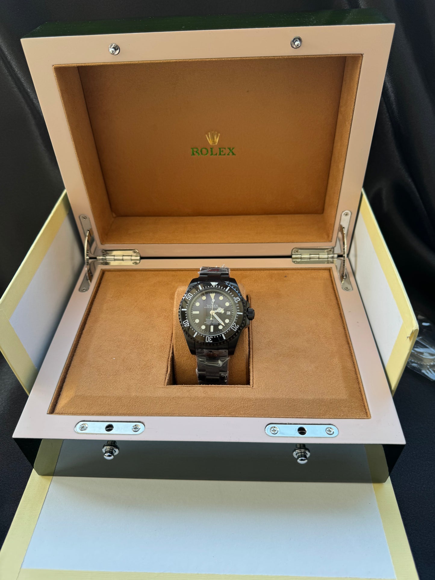 HERMOSO DISEÑO RELOJ AUTOMÁTICO MECÁNICO DEEP SEA DEWELLER VÁLVULA DE ESCAPE FECHADOR ETC;